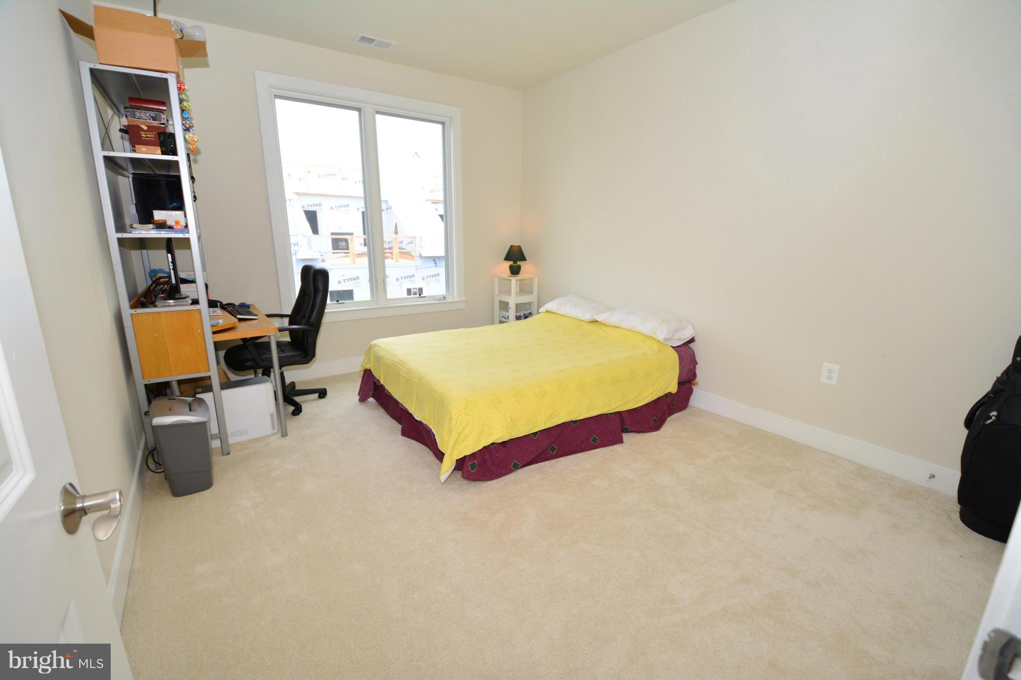 POTOMAC YARD - Residential Lease