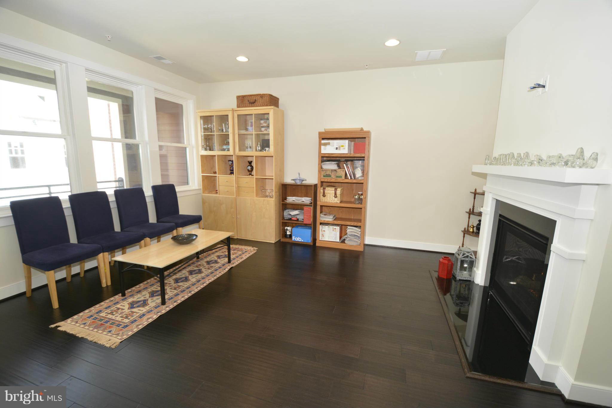 POTOMAC YARD - Residential Lease