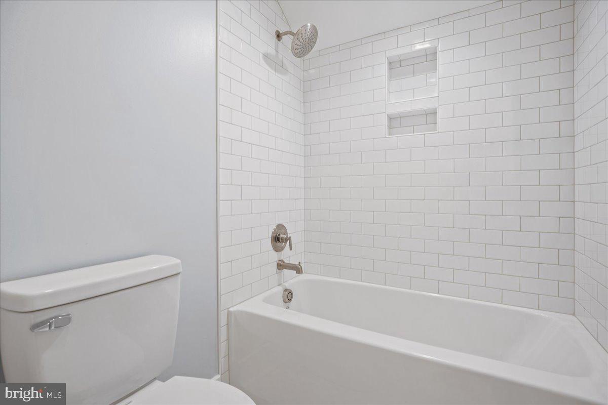 AVONDALE - Residential