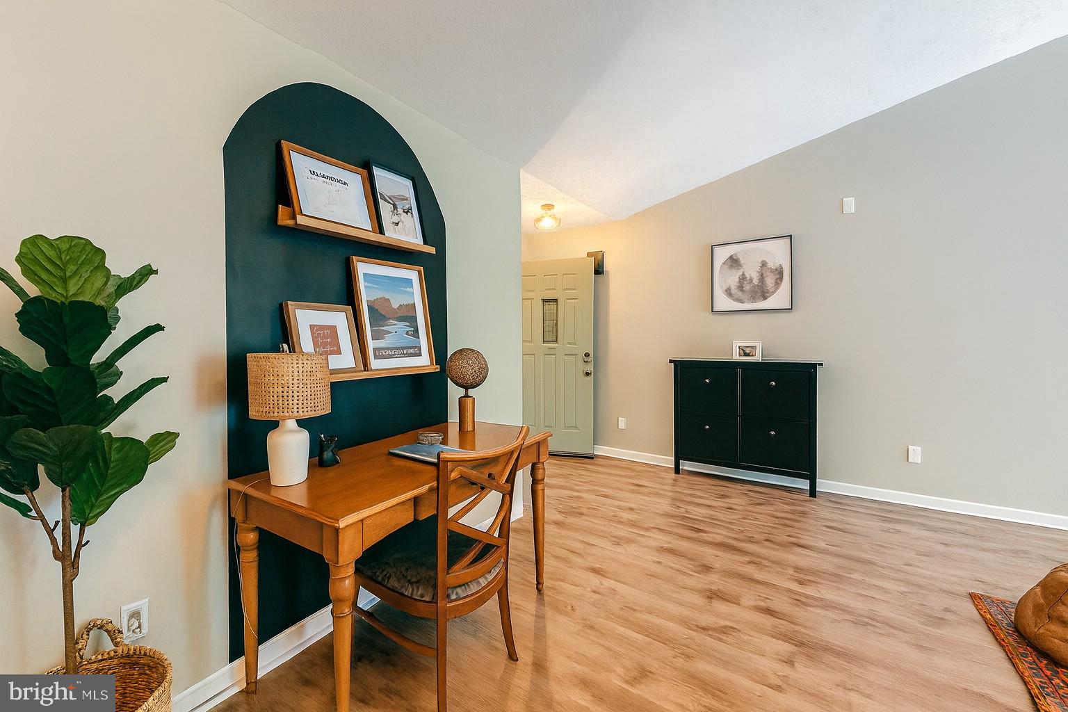 MASSANUTTEN - Residential