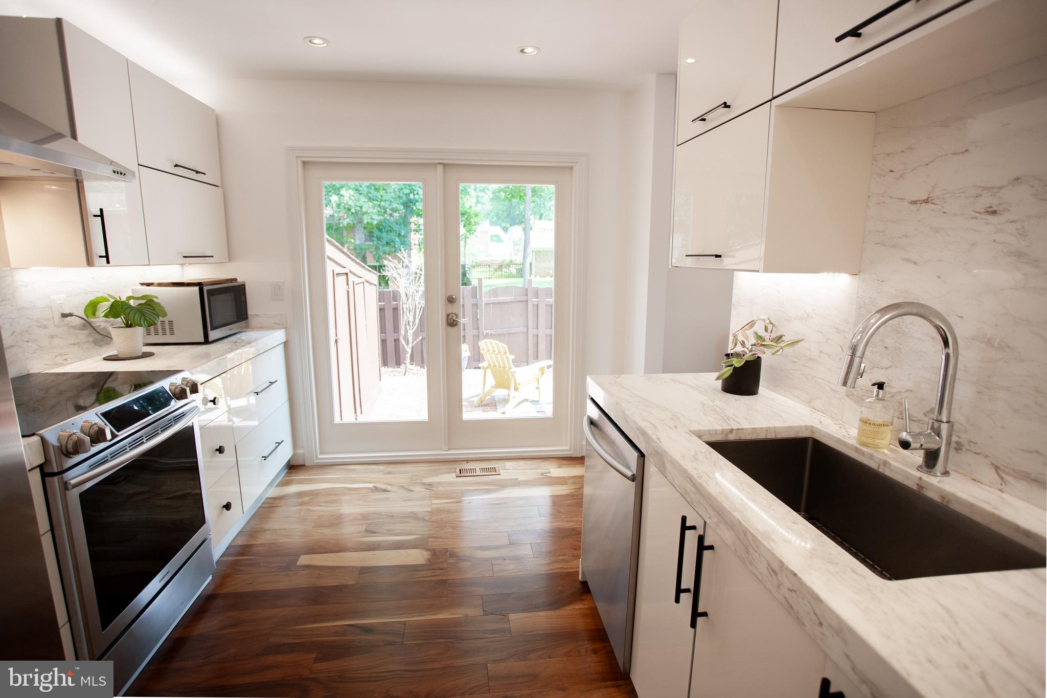 VILLA LEE - Residential