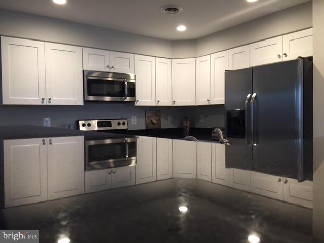 GLEN BURNIE PARK - Residential