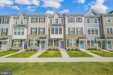 4724 Torrey Lane, Fredericksburg, VA MLS: VASP2033414