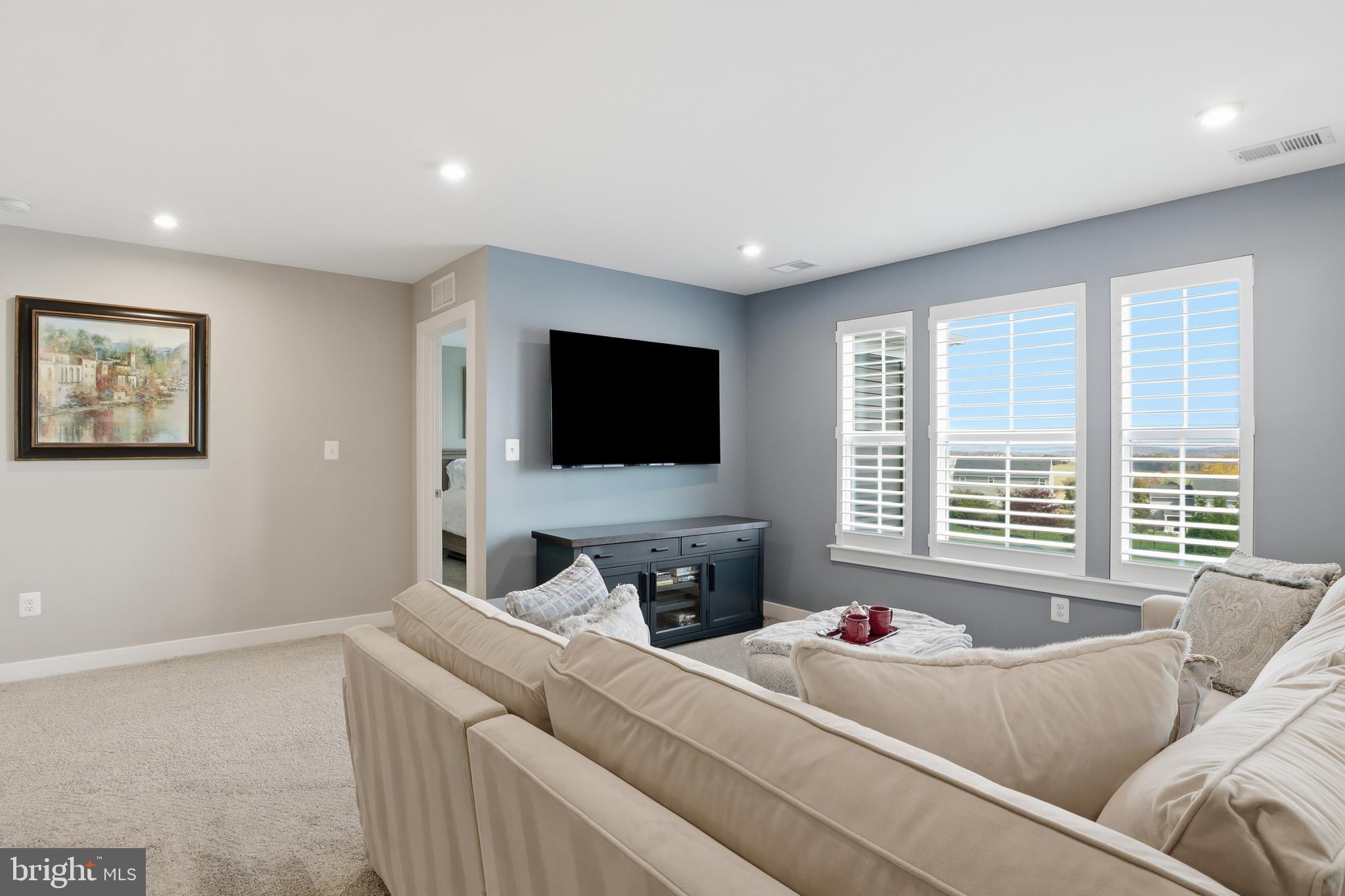 SPRING FORGE - Residential