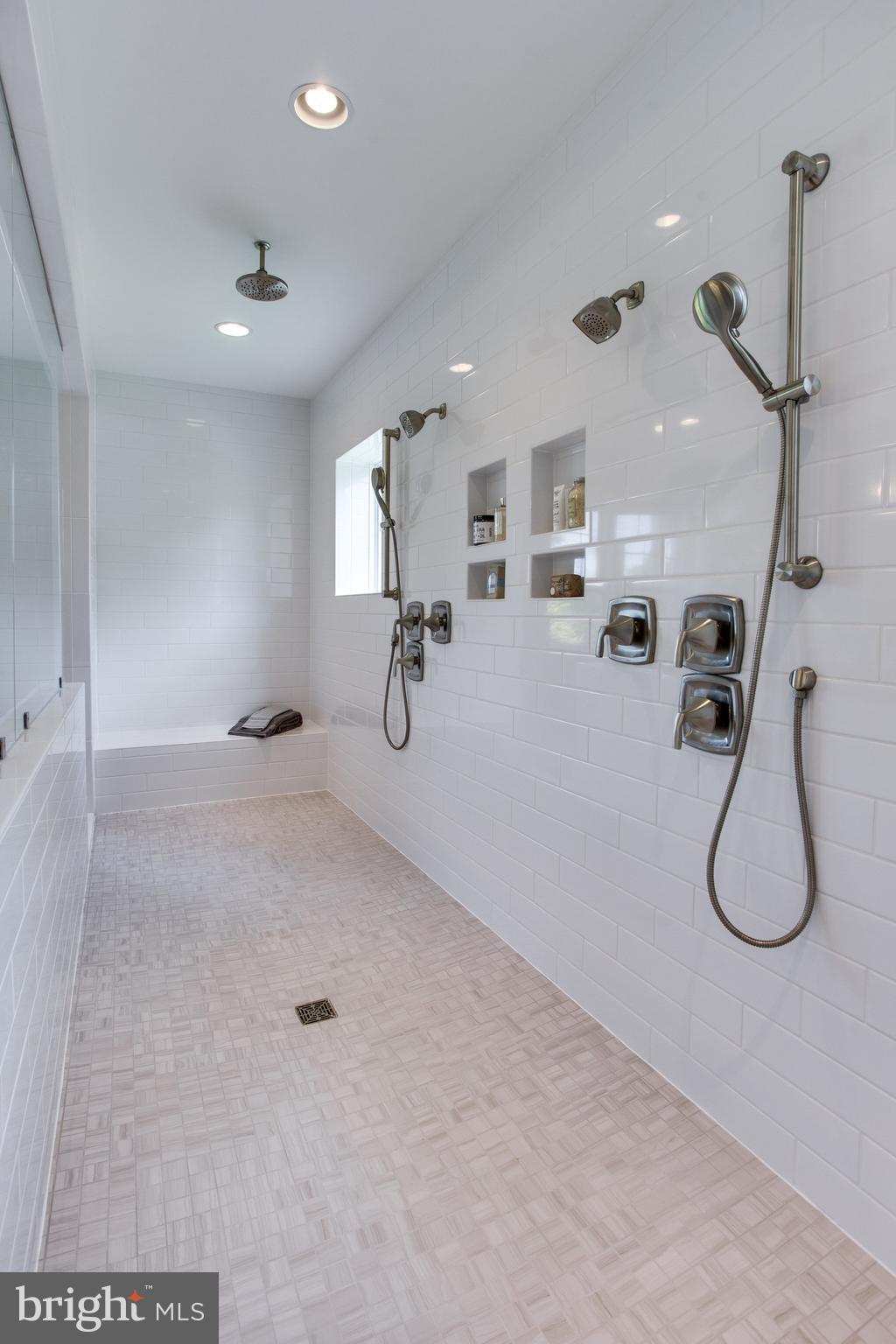 HIGHVIEW PARK - Residential