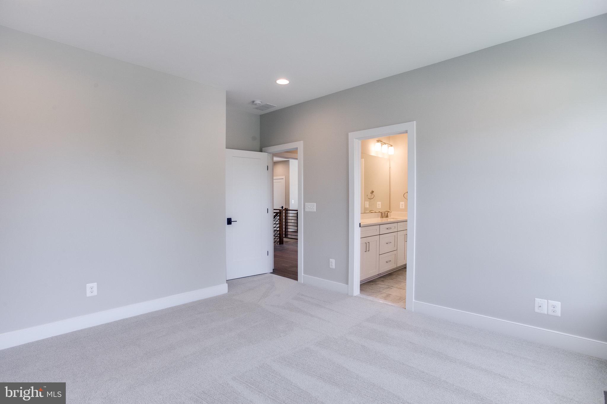 HIGHVIEW PARK - Residential