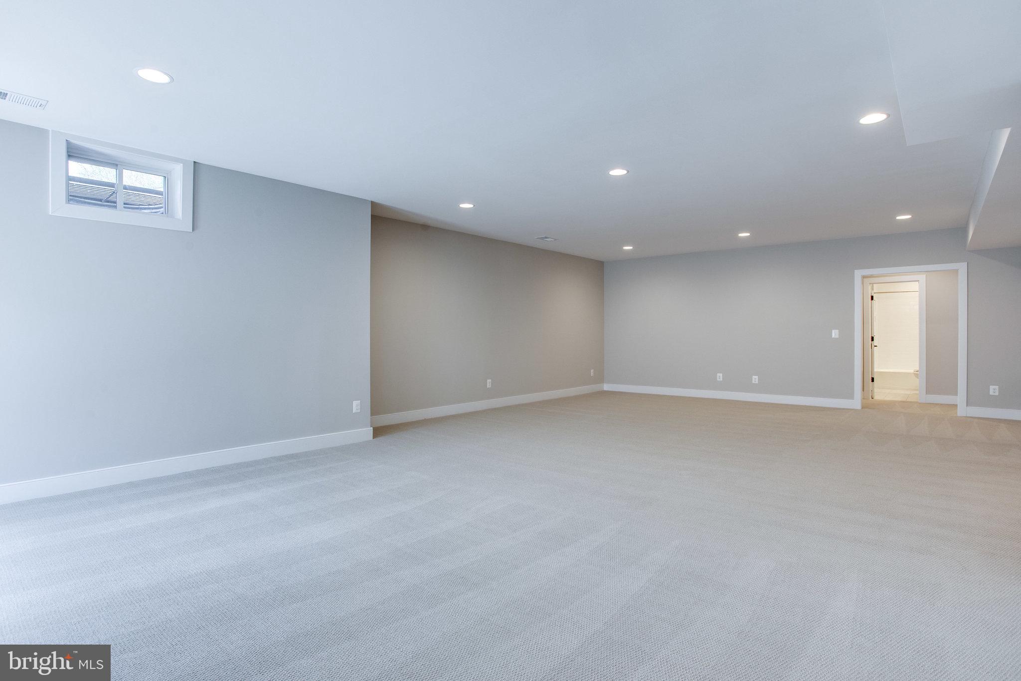 HIGHVIEW PARK - Residential