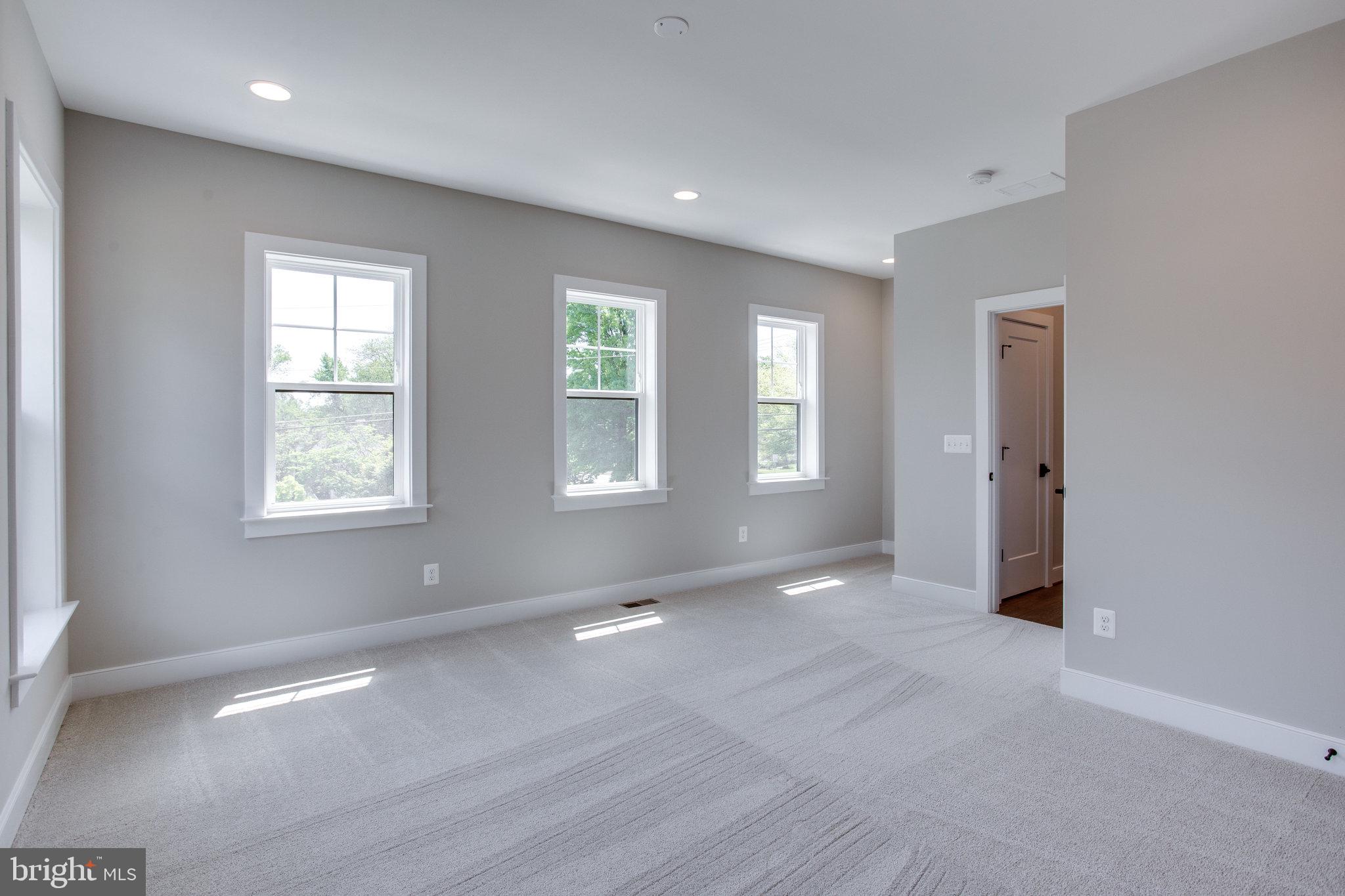 HIGHVIEW PARK - Residential