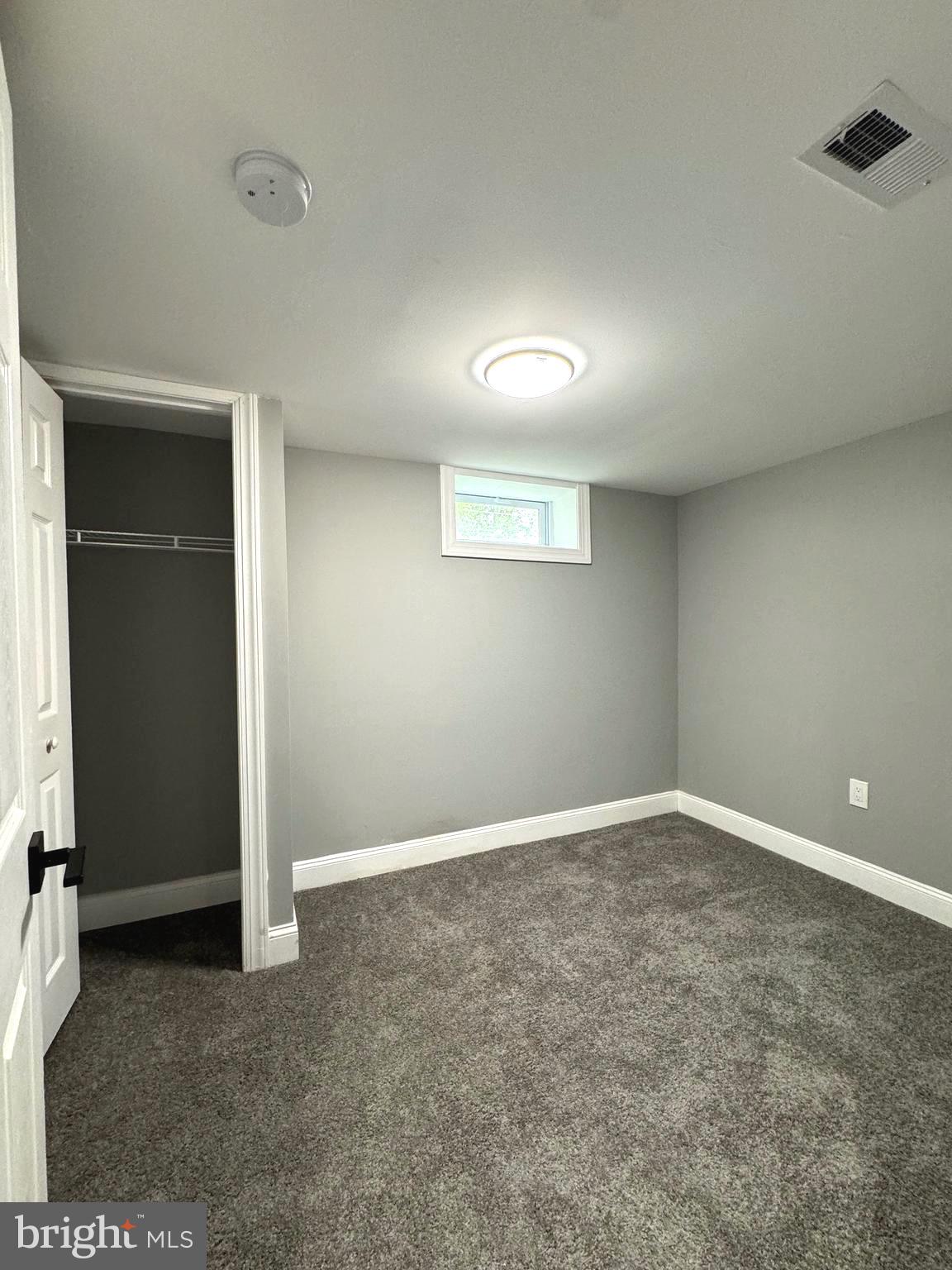 WINDSOR  MILL - Residential