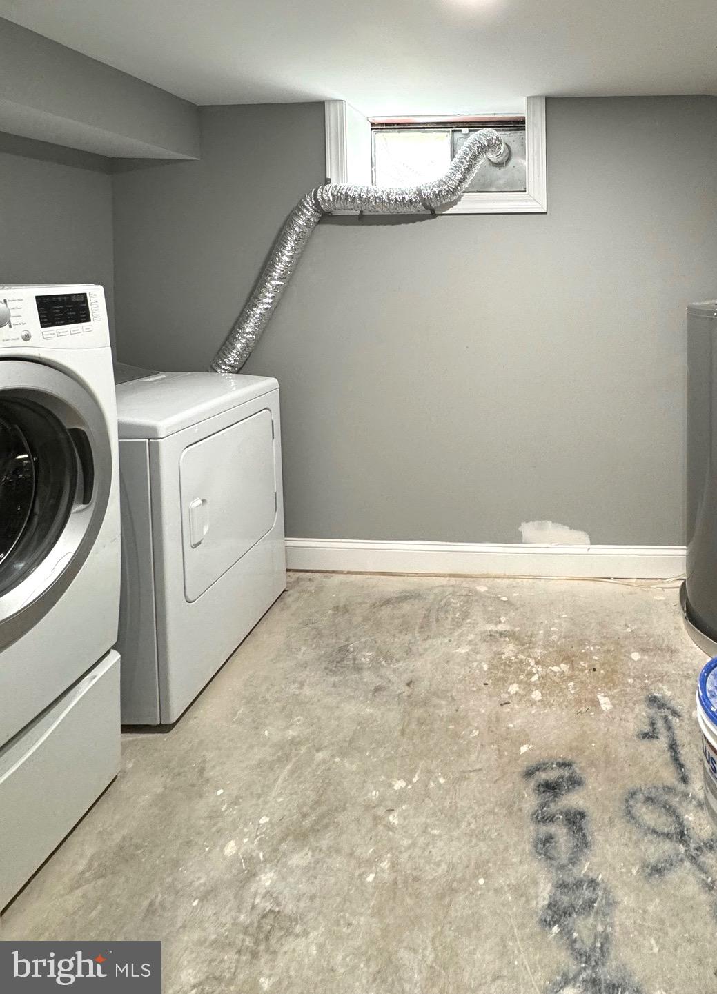 WINDSOR  MILL - Residential