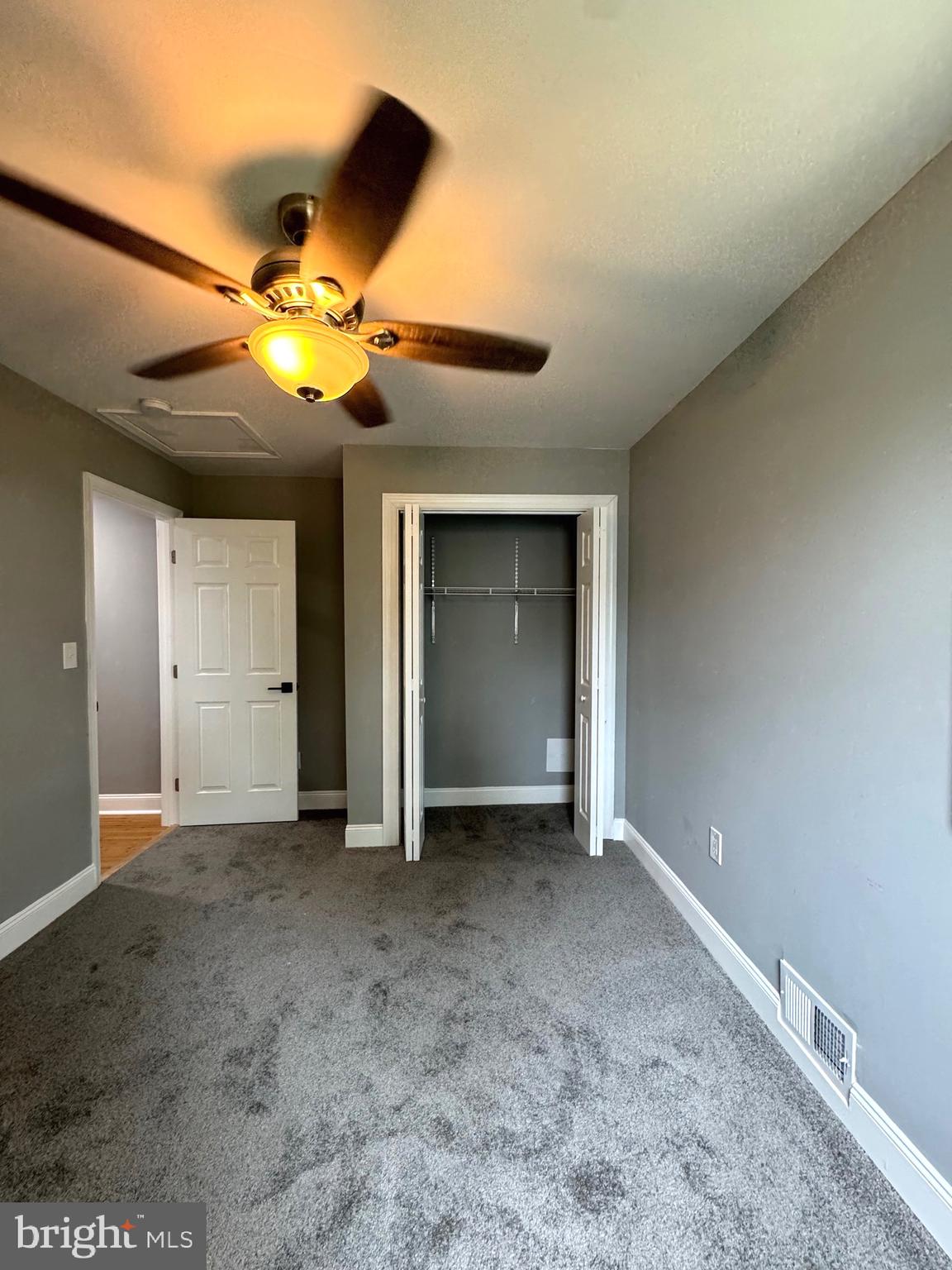 WINDSOR  MILL - Residential