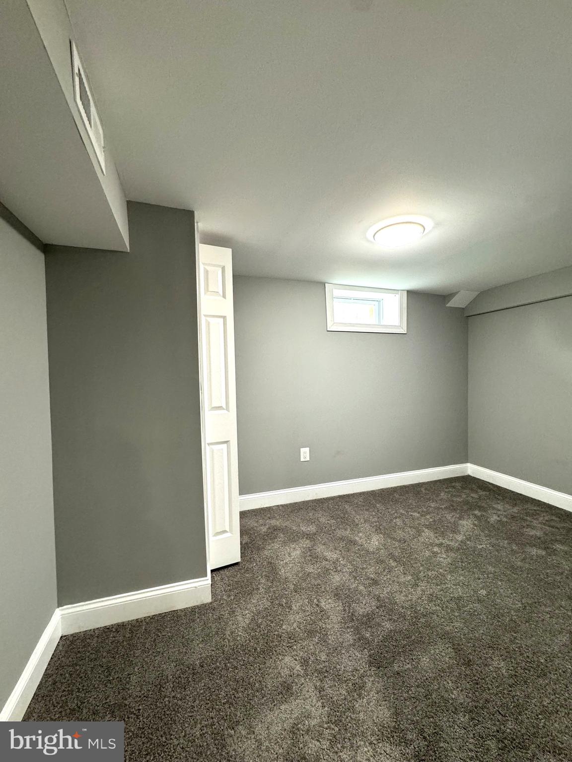 WINDSOR  MILL - Residential