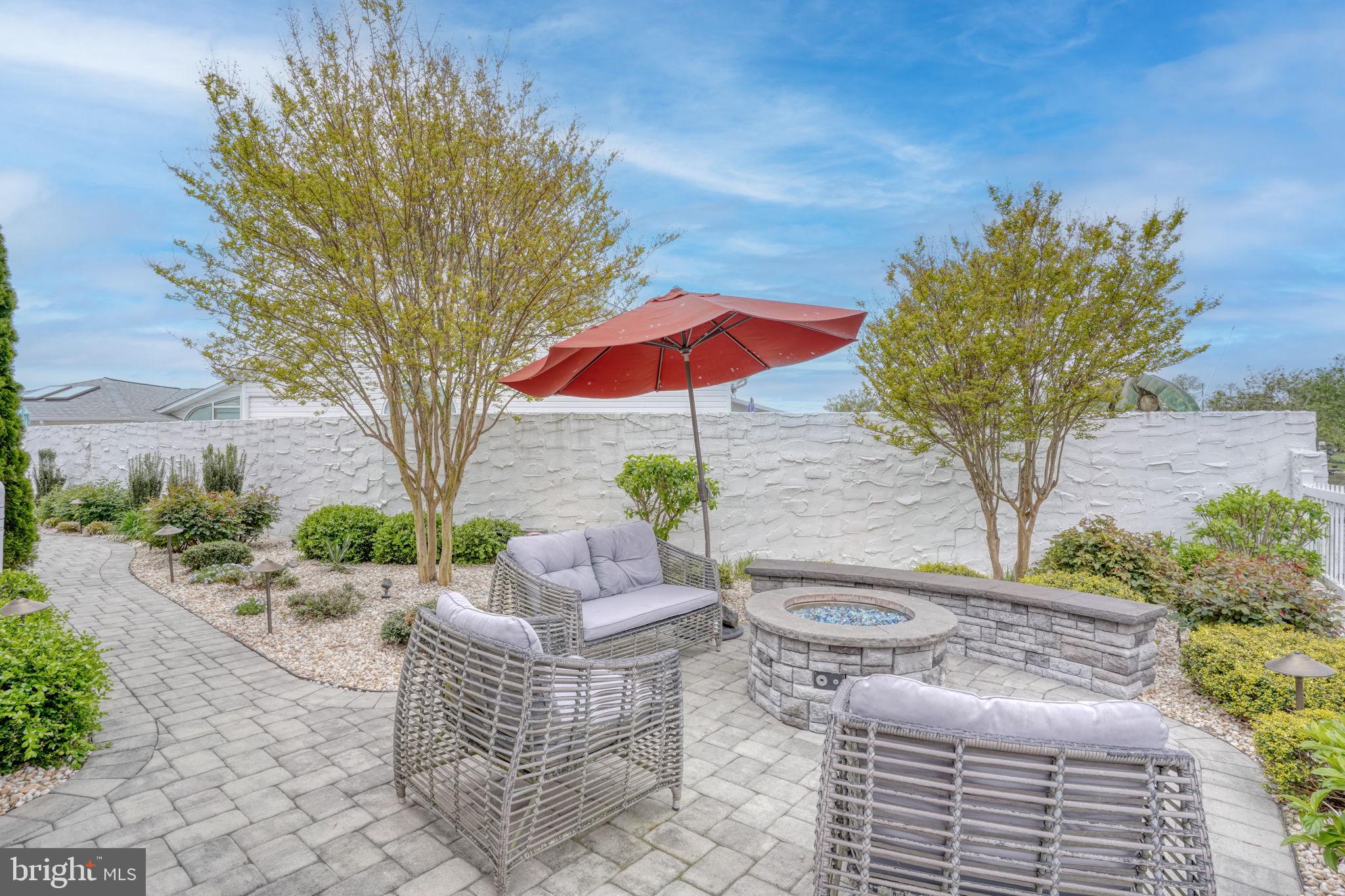 HUNTERS POINTE - Residential