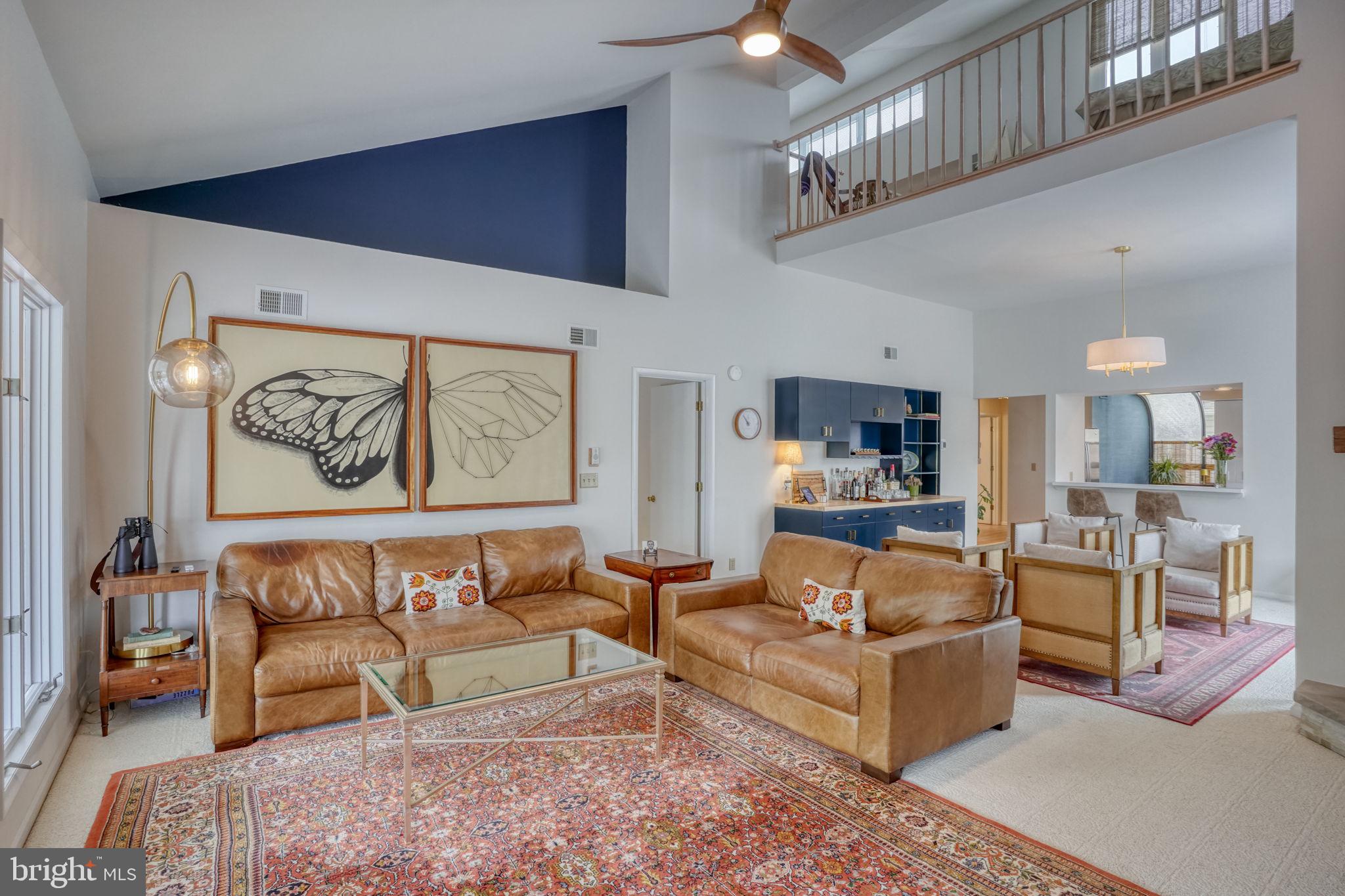 HUNTERS POINTE - Residential