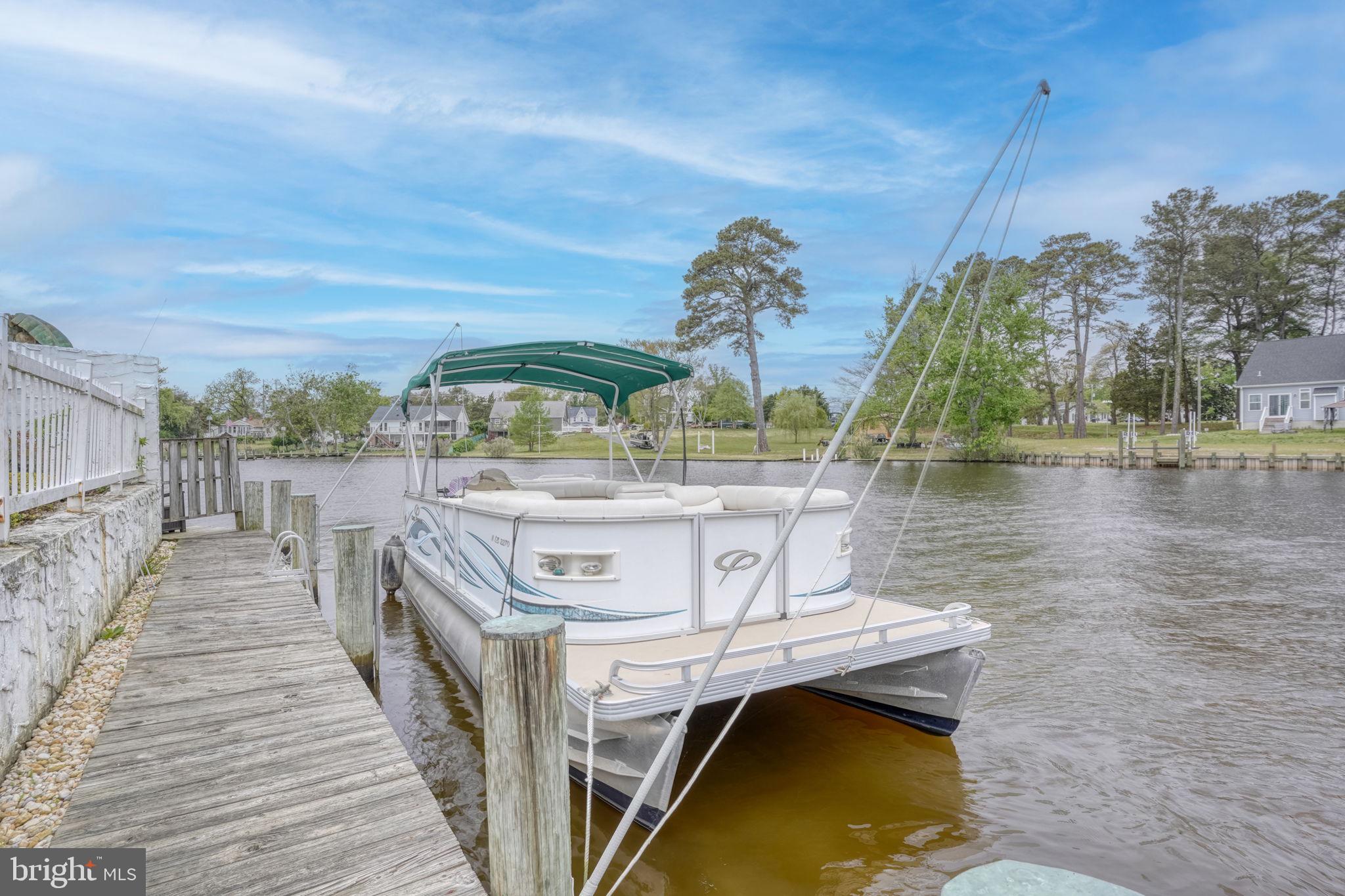 HUNTERS POINTE - Residential