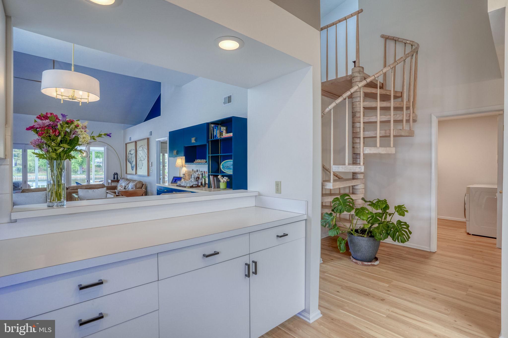 HUNTERS POINTE - Residential