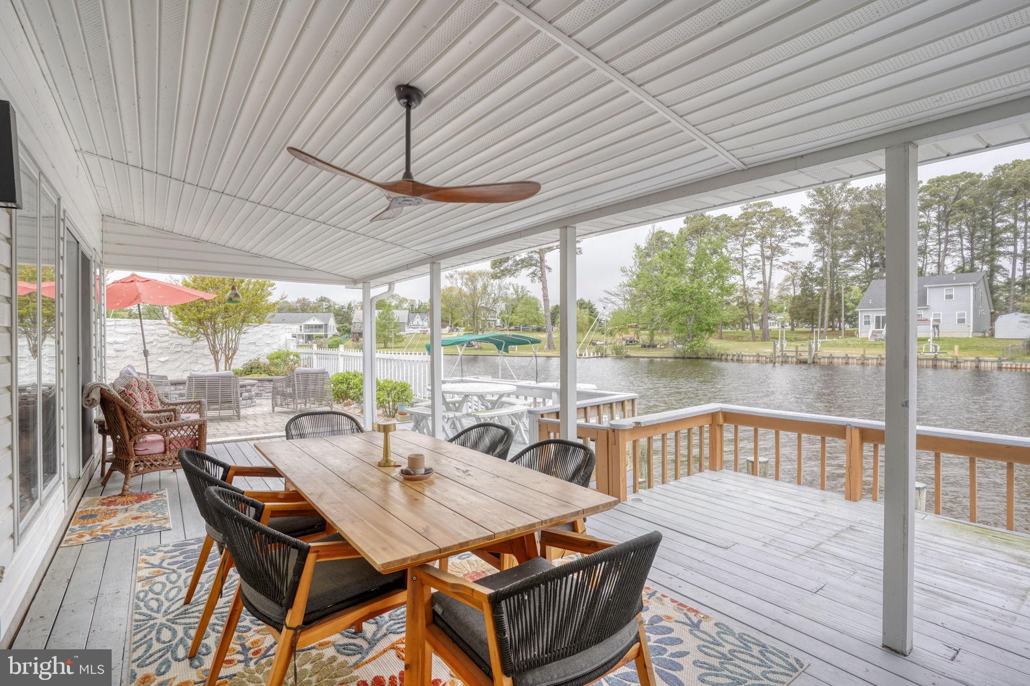 HUNTERS POINTE - Residential