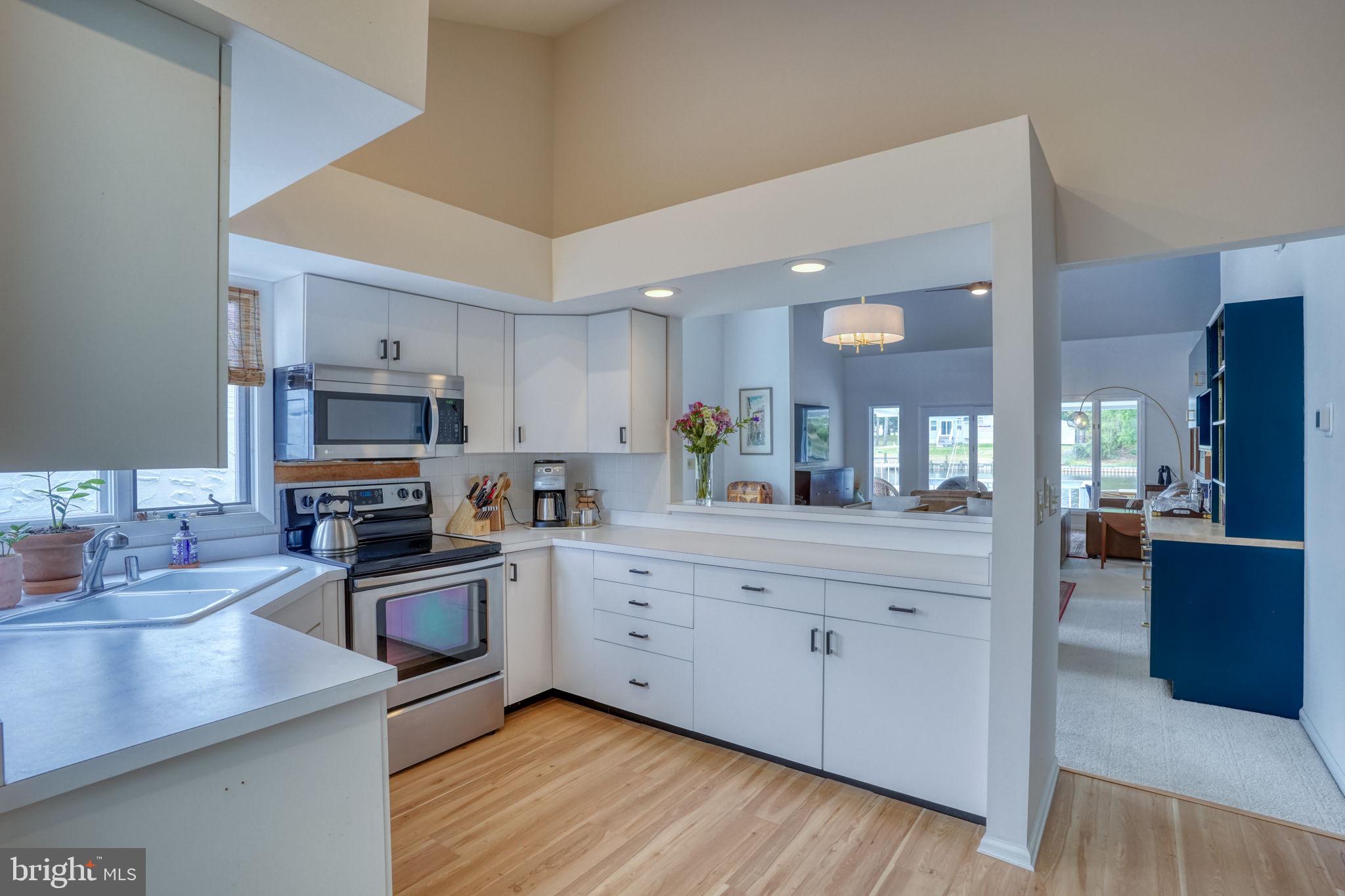 HUNTERS POINTE - Residential