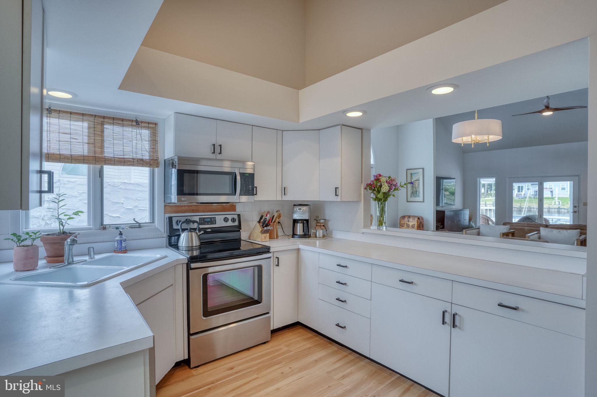 HUNTERS POINTE - Residential