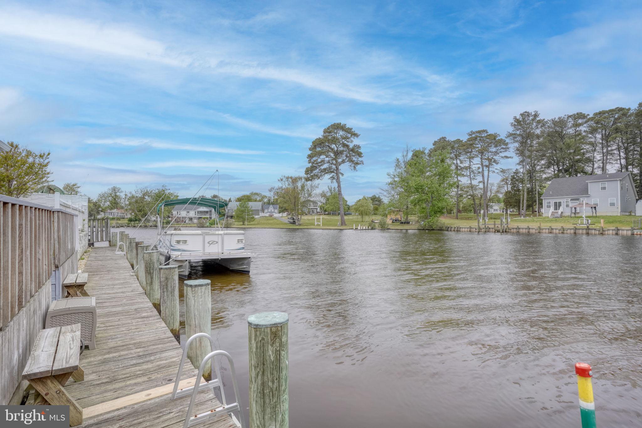 HUNTERS POINTE - Residential