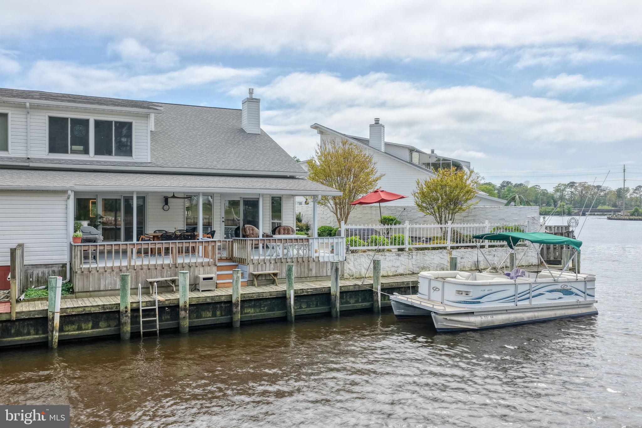 HUNTERS POINTE - Residential