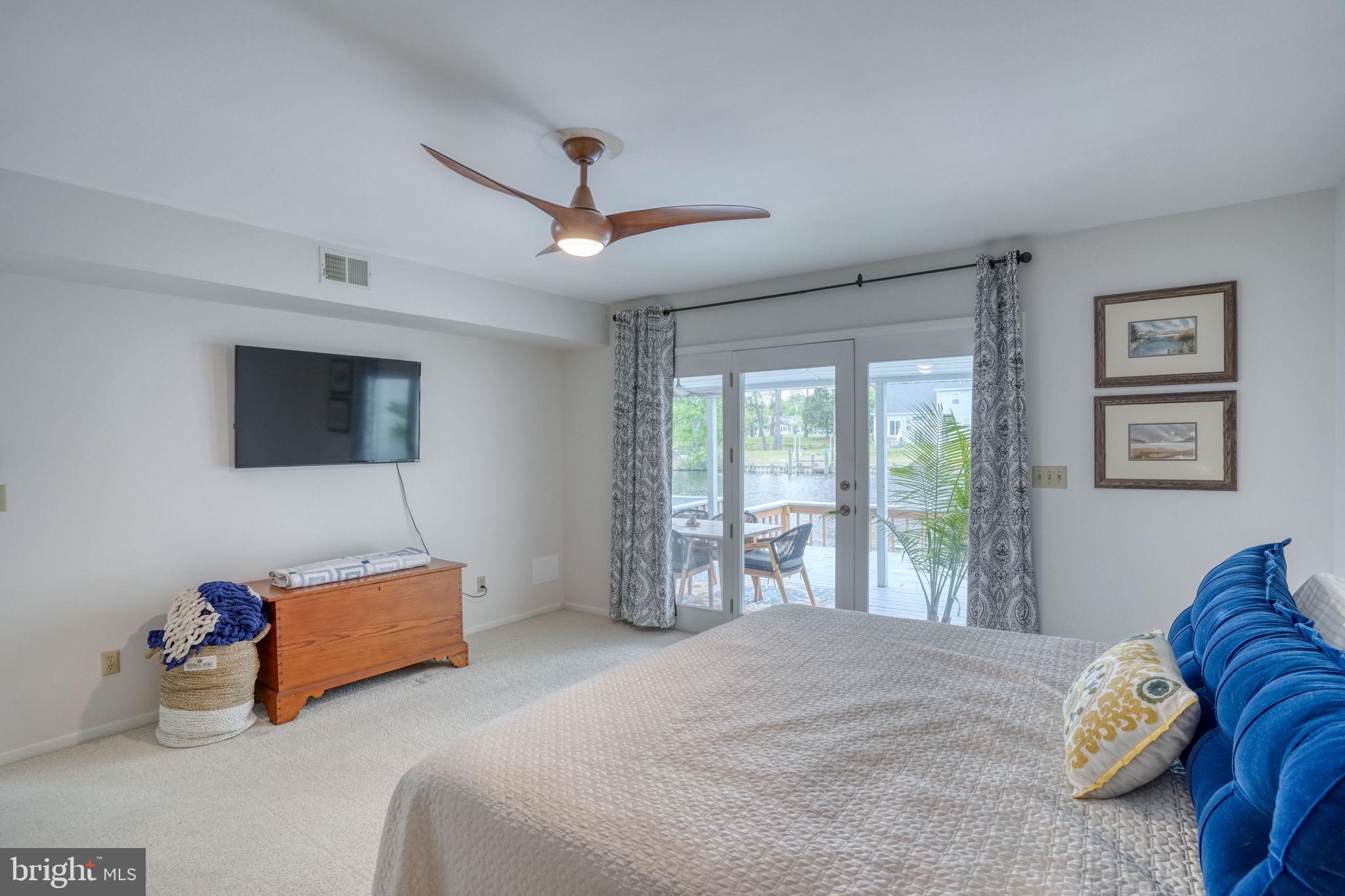 HUNTERS POINTE - Residential