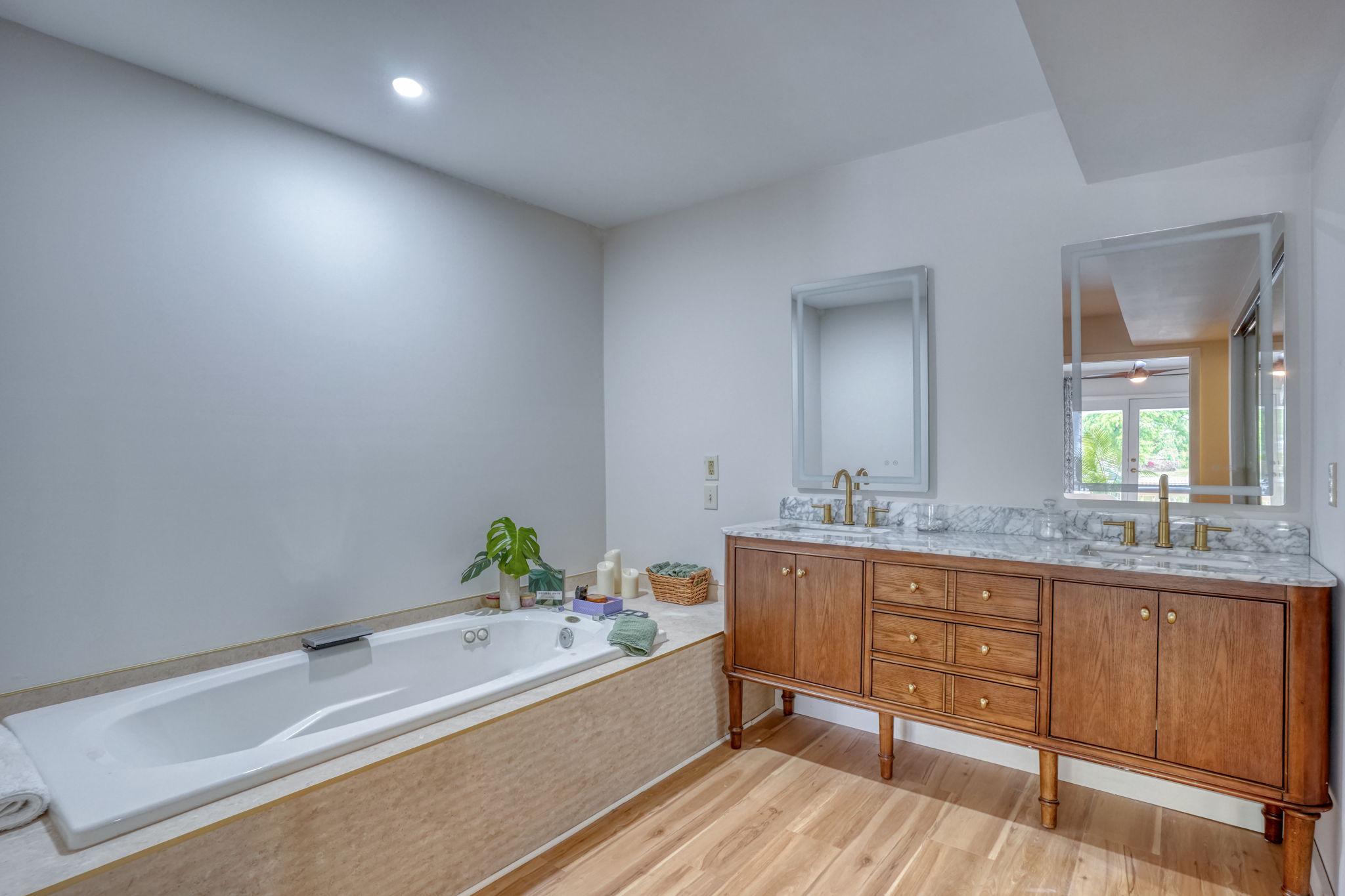 HUNTERS POINTE - Residential