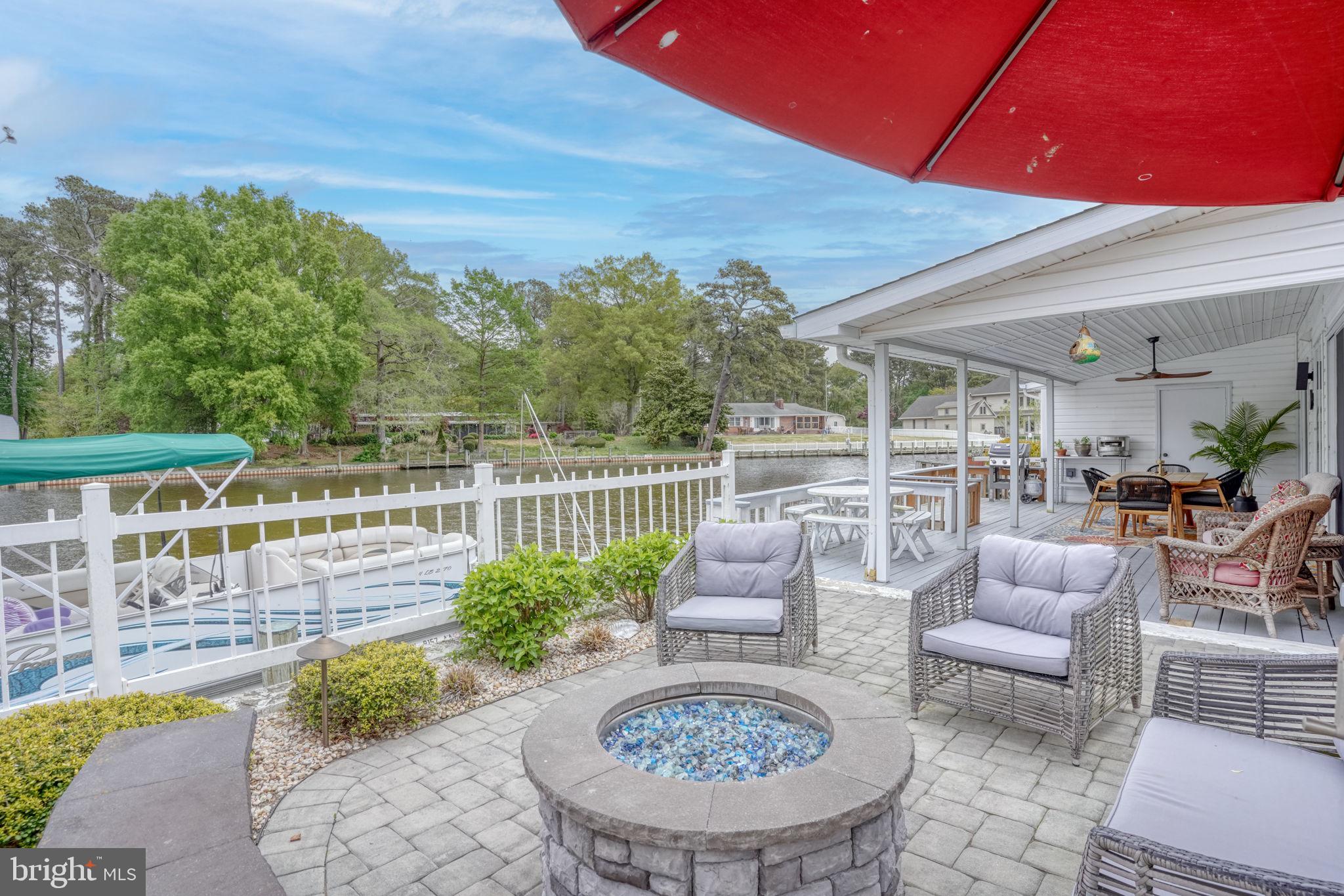 HUNTERS POINTE - Residential