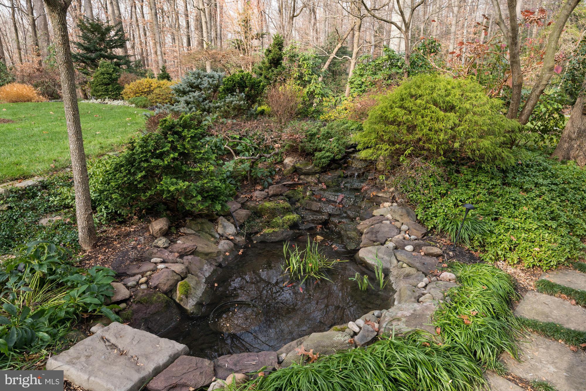 WINDSOR HILLS - Residential