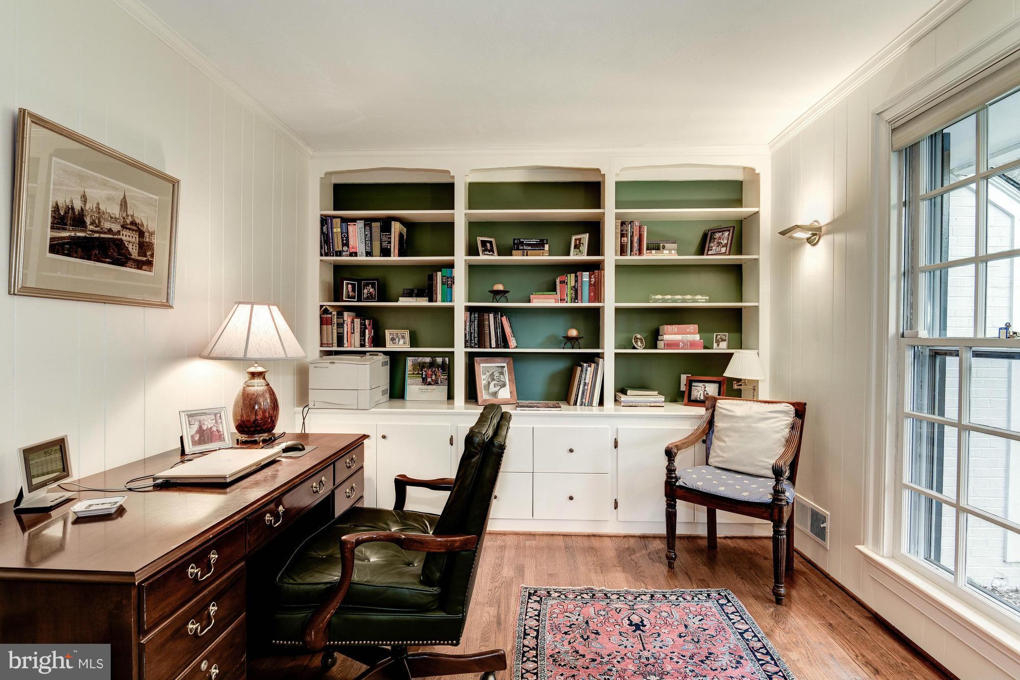 WINDSOR HILLS - Residential