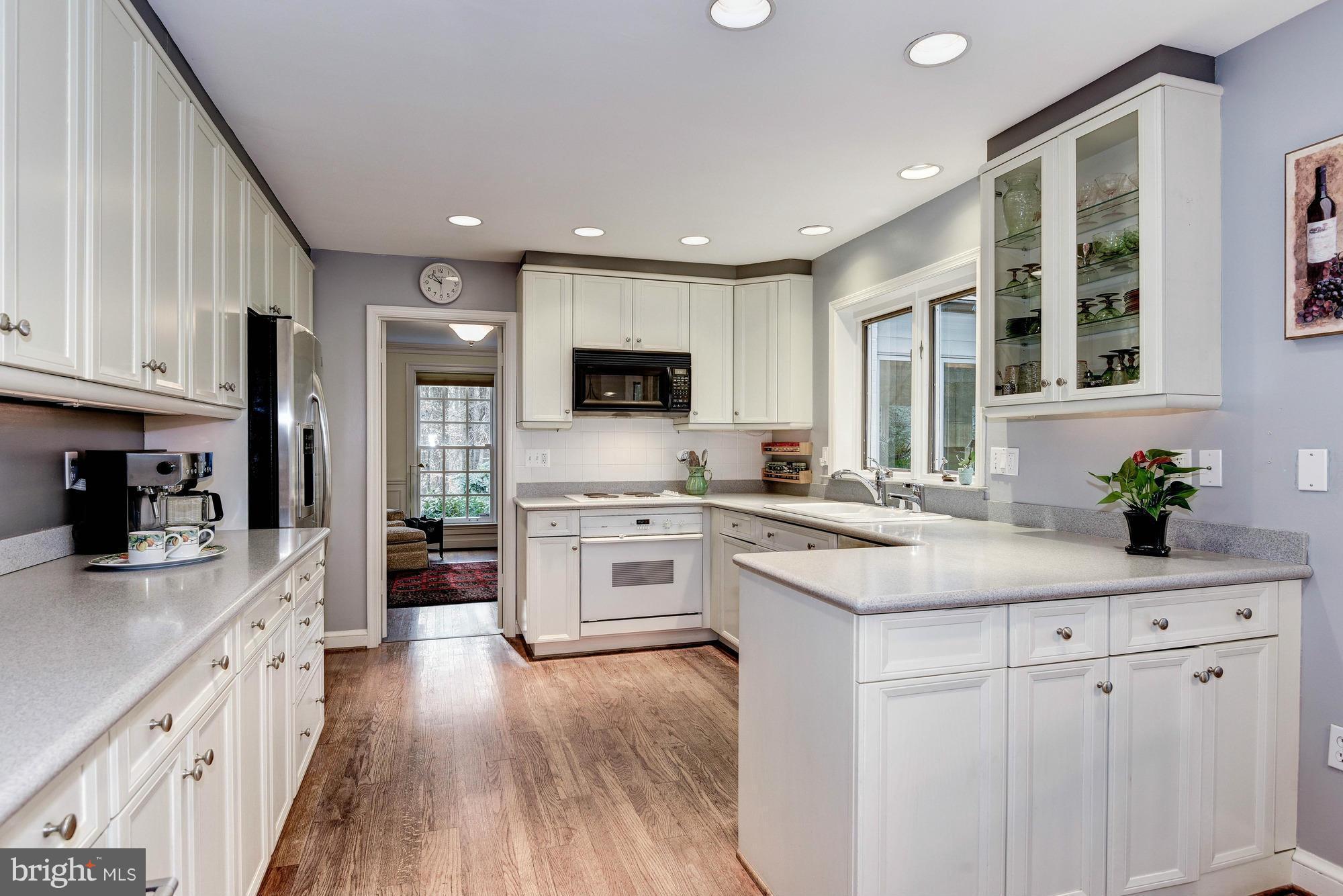 WINDSOR HILLS - Residential