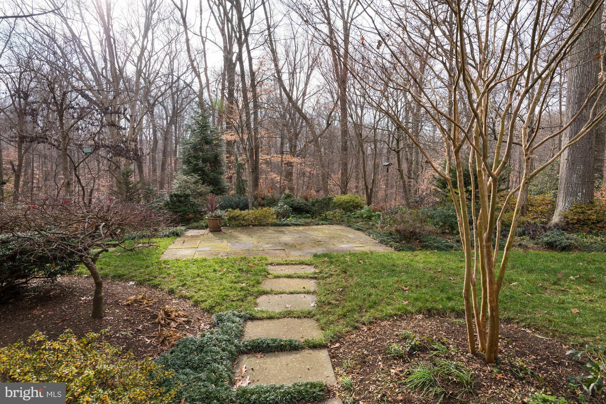 WINDSOR HILLS - Residential