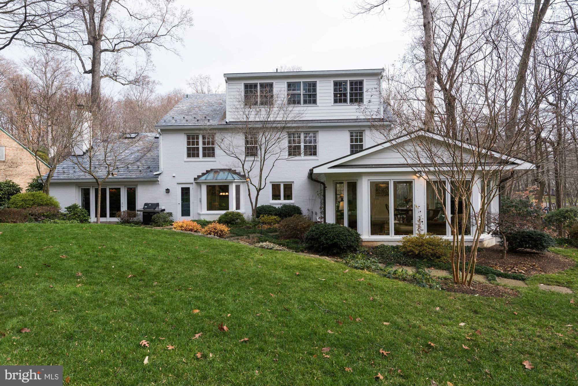 WINDSOR HILLS - Residential