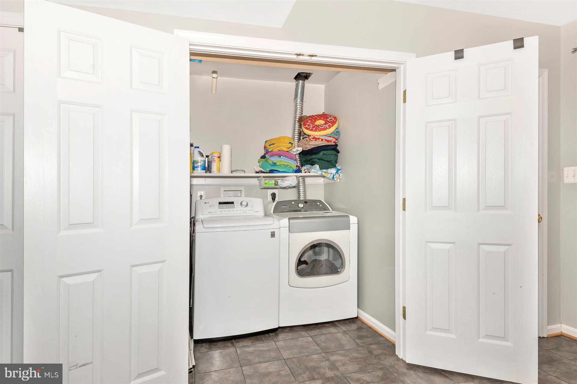 PARK OVERLOOK TOWNHOMES - Residential