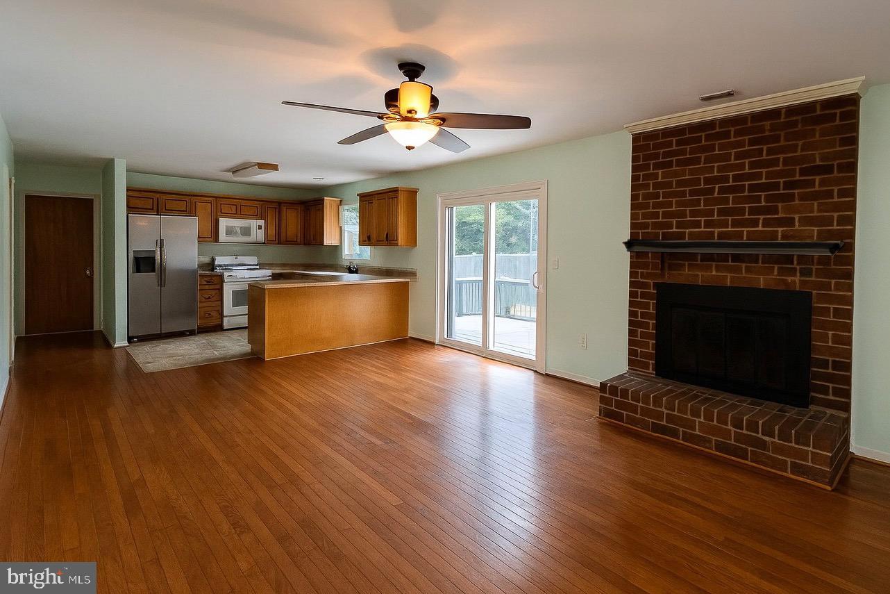 BLUE JAY MEADOWS - Residential