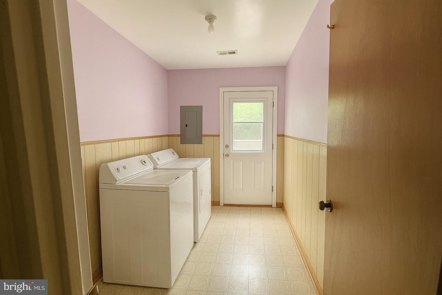 BLUE JAY MEADOWS - Residential