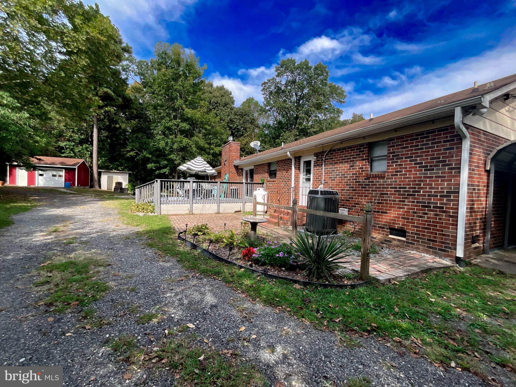 BLUE JAY MEADOWS - Residential