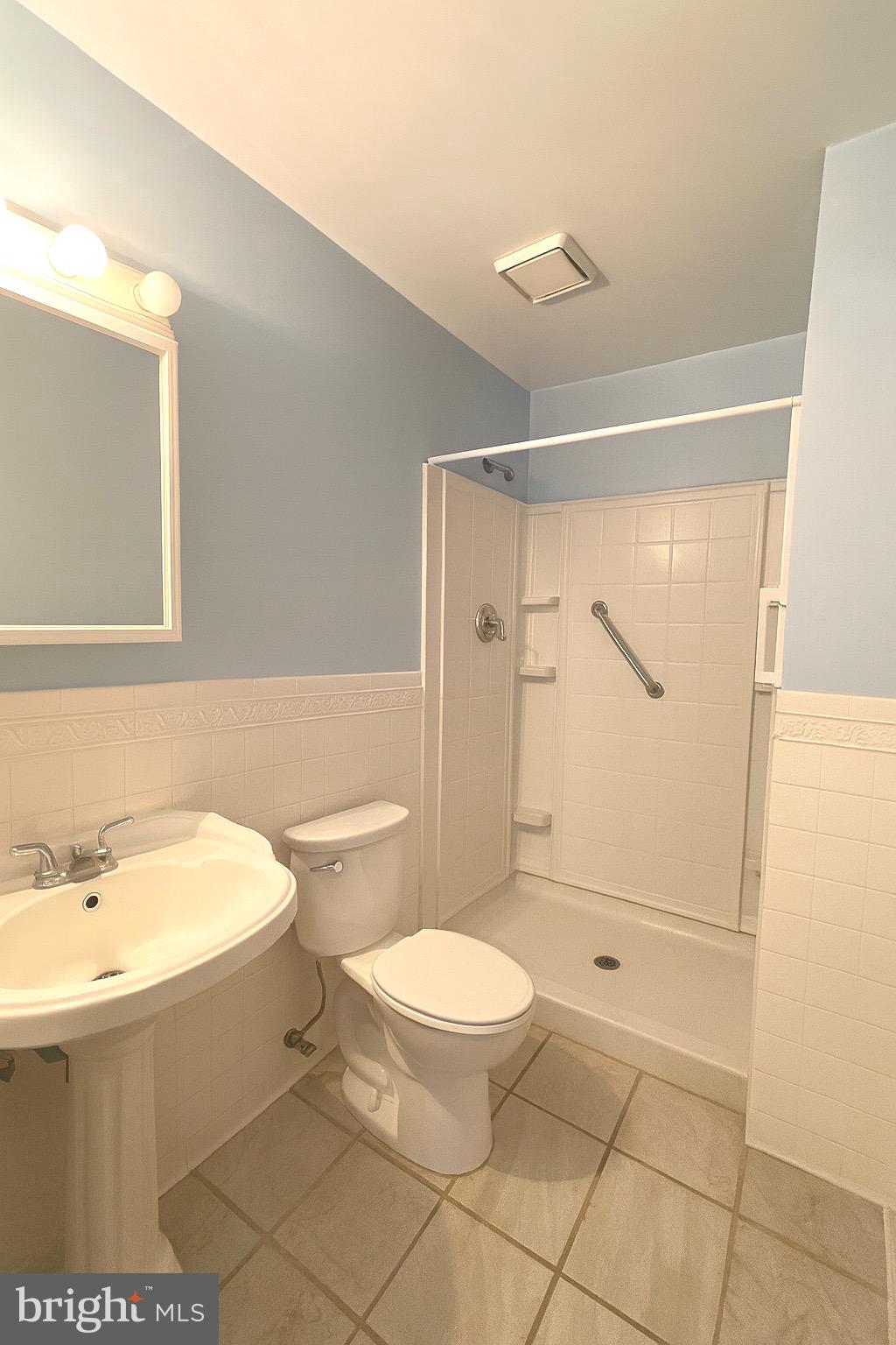 BLUE JAY MEADOWS - Residential