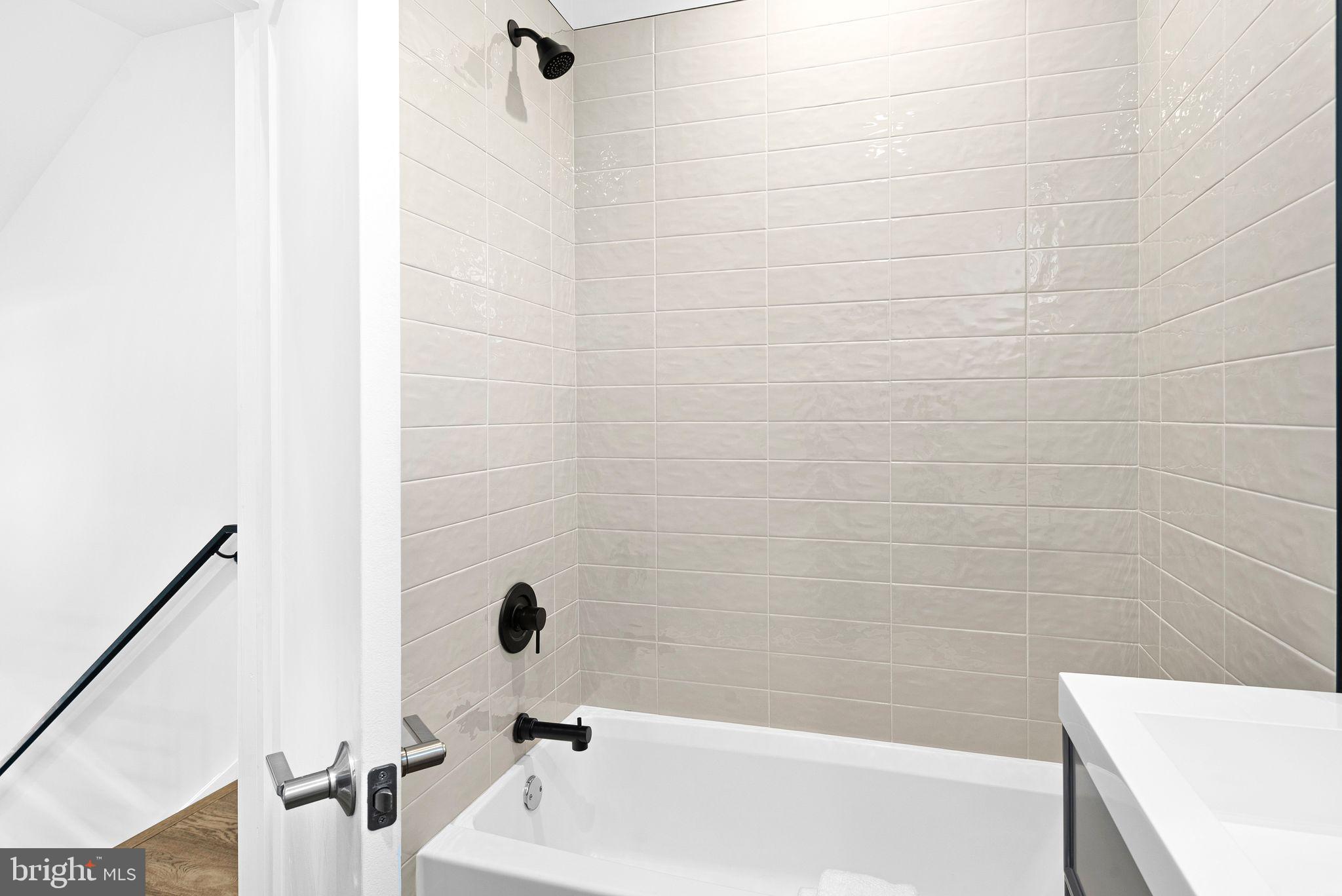 WEST POPLAR - Residential