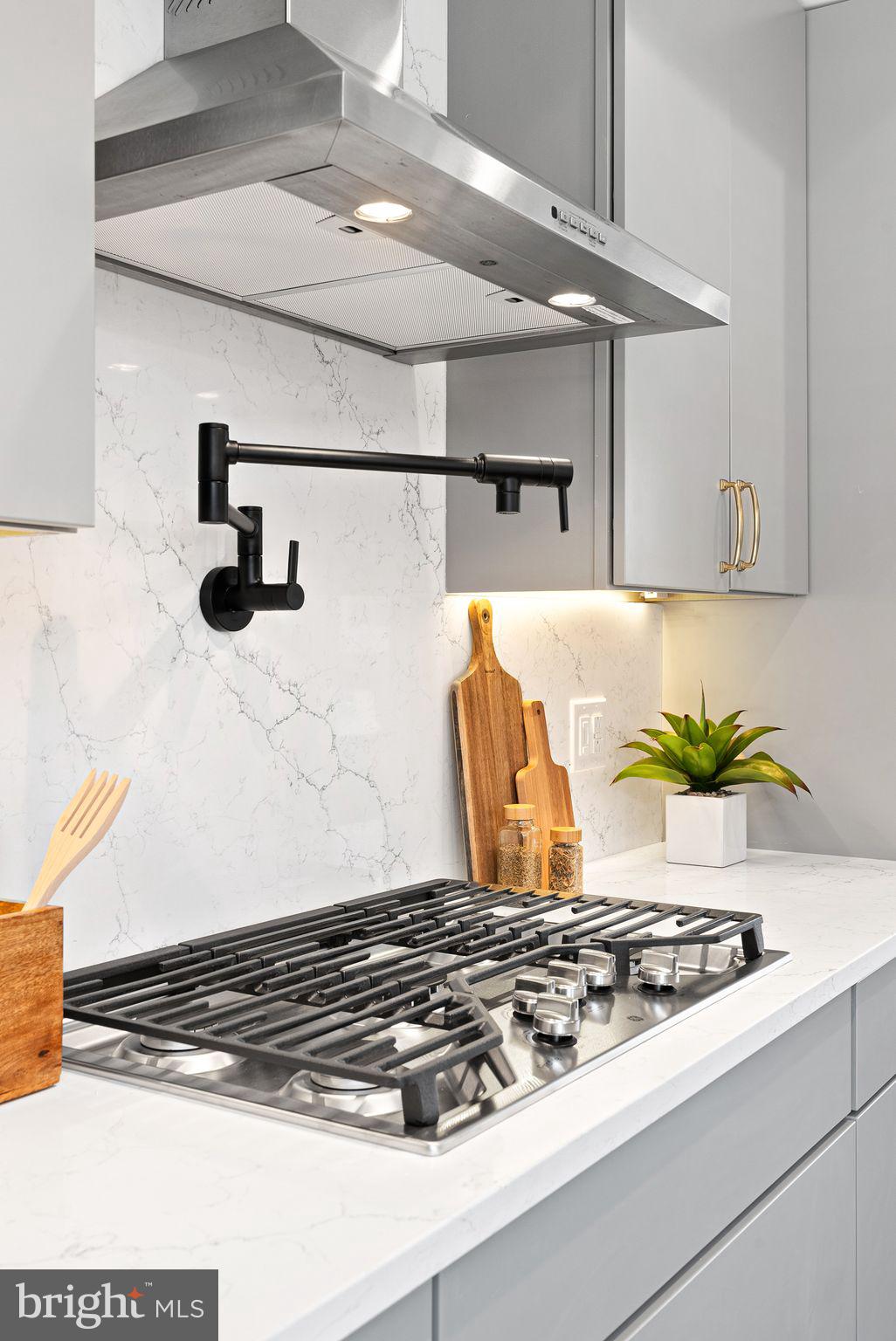 WEST POPLAR - Residential