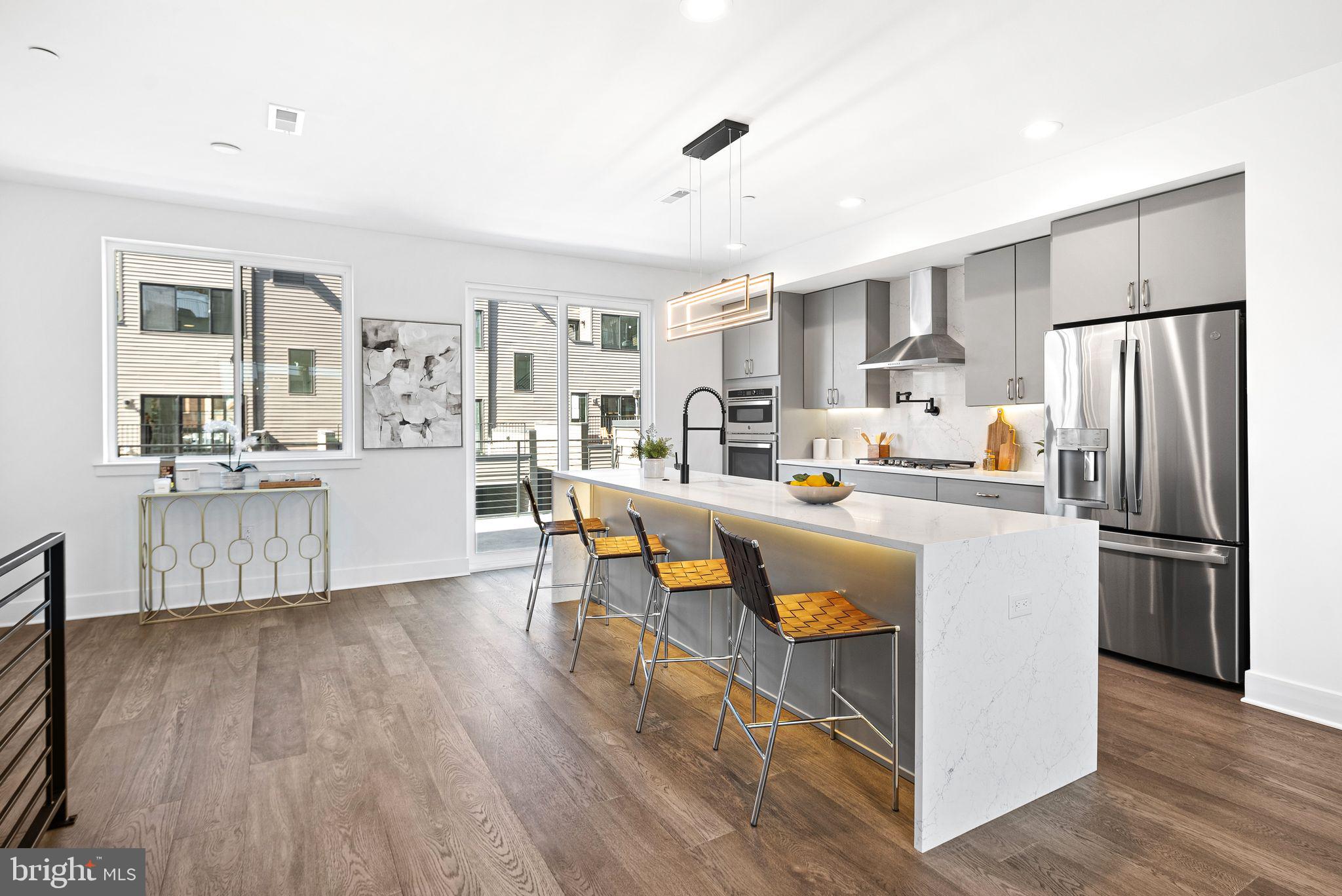 WEST POPLAR - Residential