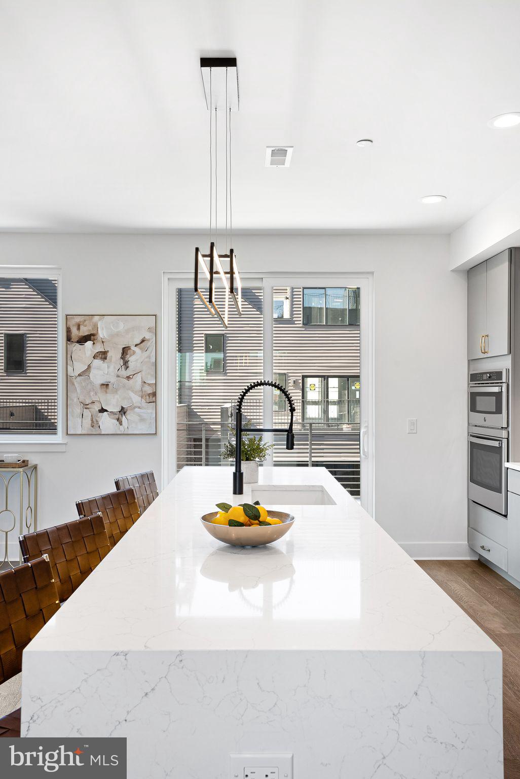 WEST POPLAR - Residential