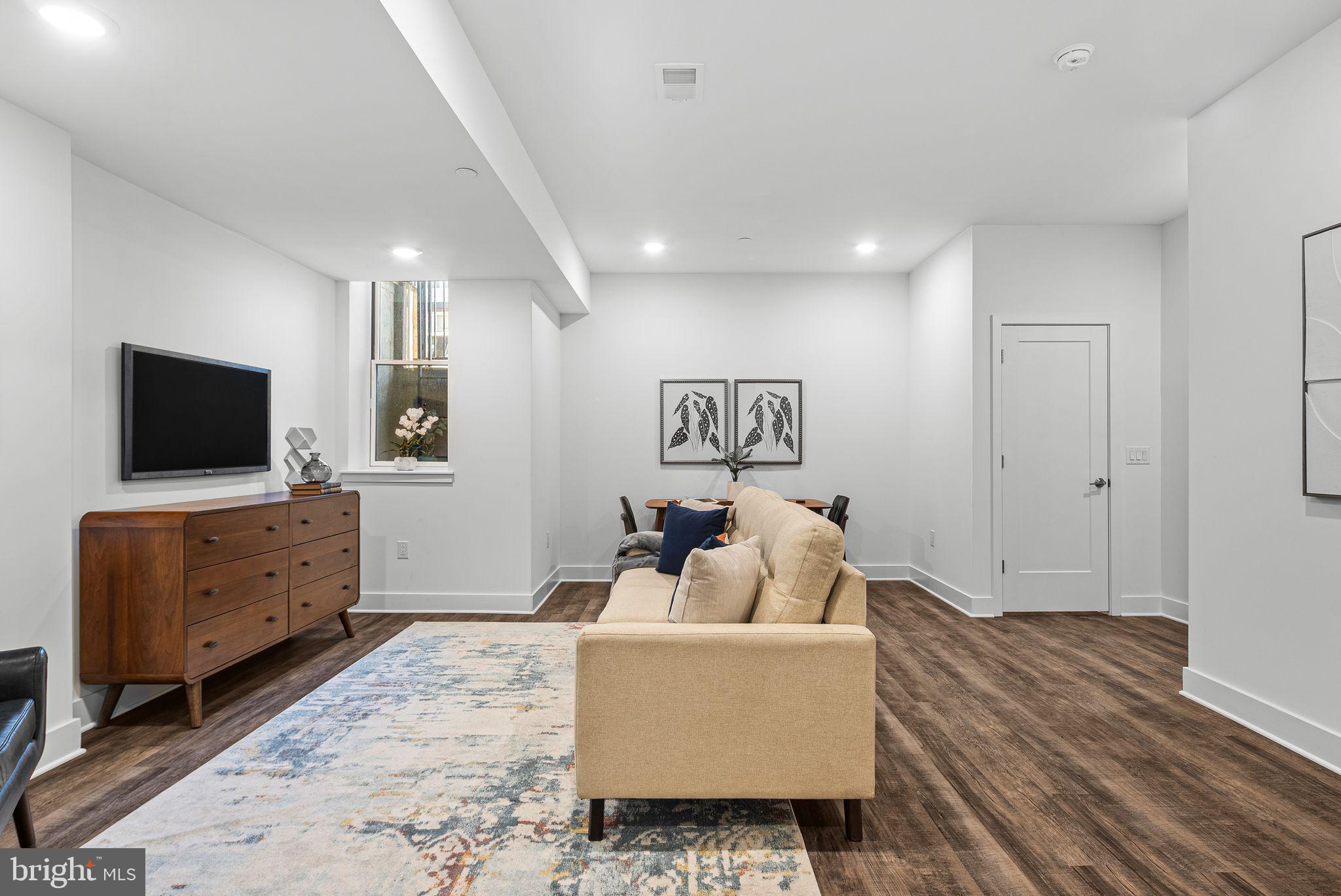 WEST POPLAR - Residential