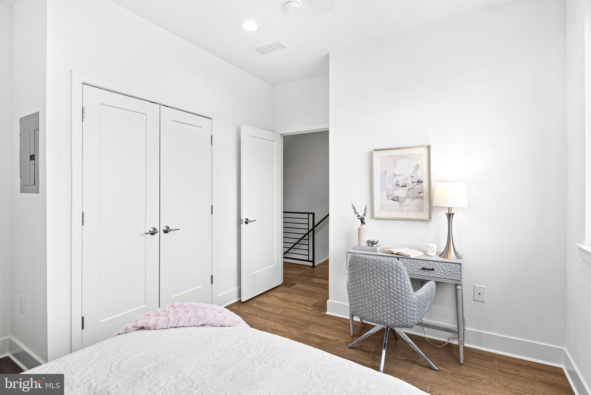 WEST POPLAR - Residential