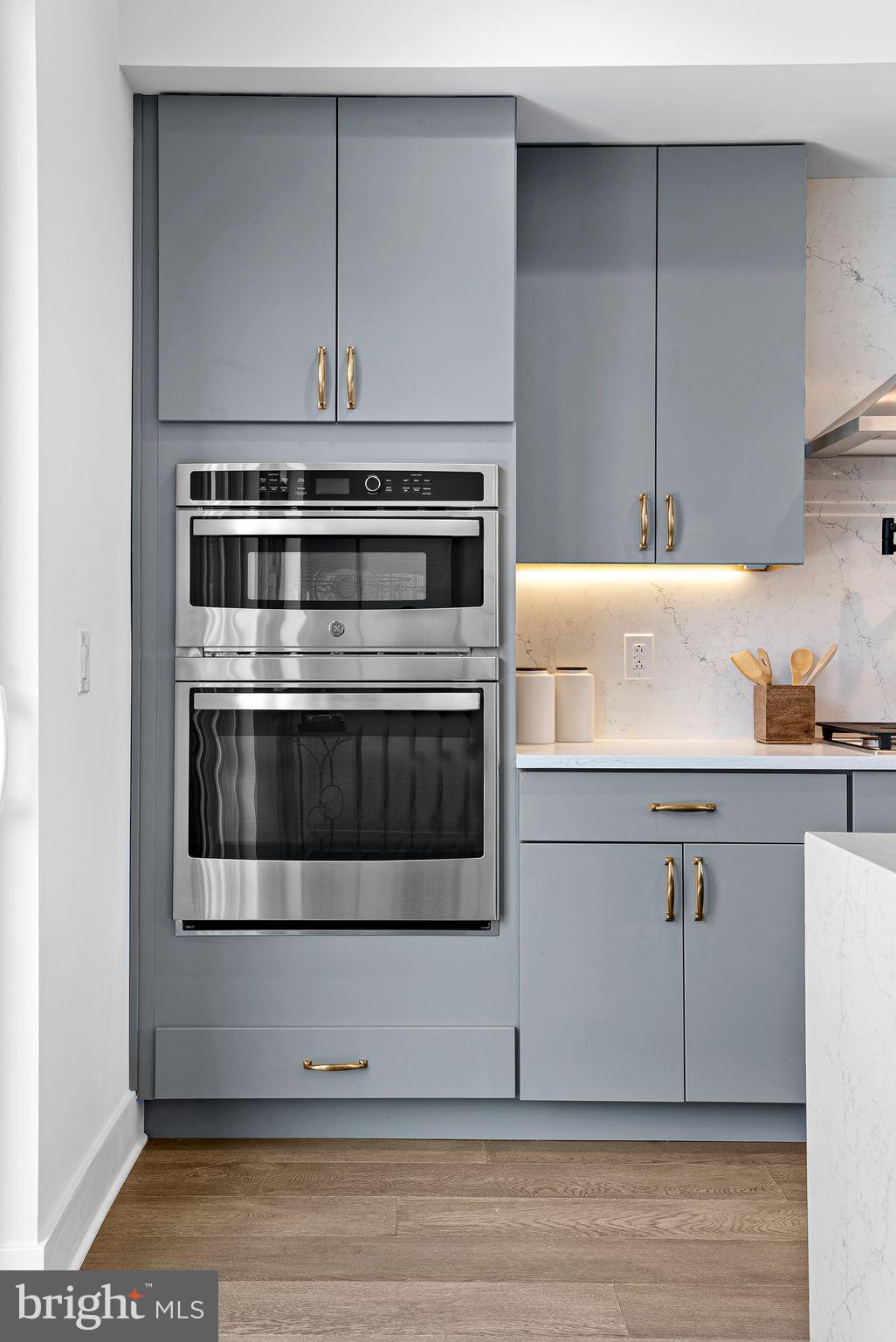 WEST POPLAR - Residential