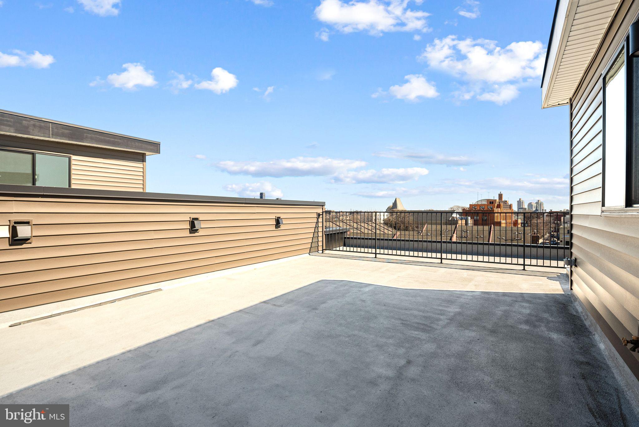 WEST POPLAR - Residential