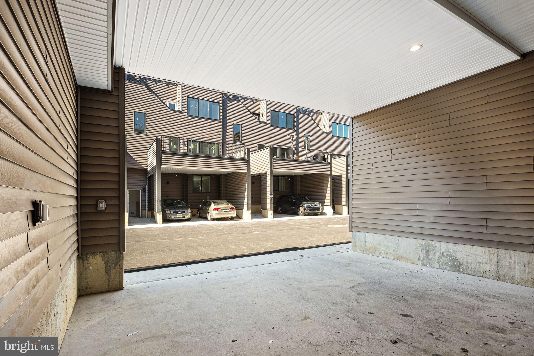 WEST POPLAR - Residential