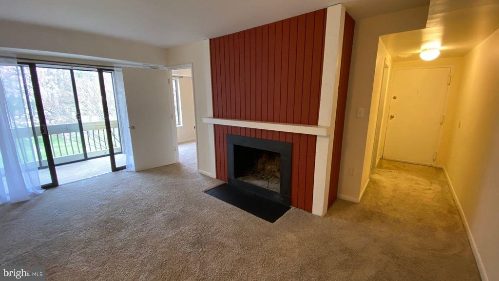Photo of 10536 Cross Fox Lane #C-1, COLUMBIA, MD 21044 (MLS # MDHW2060610)