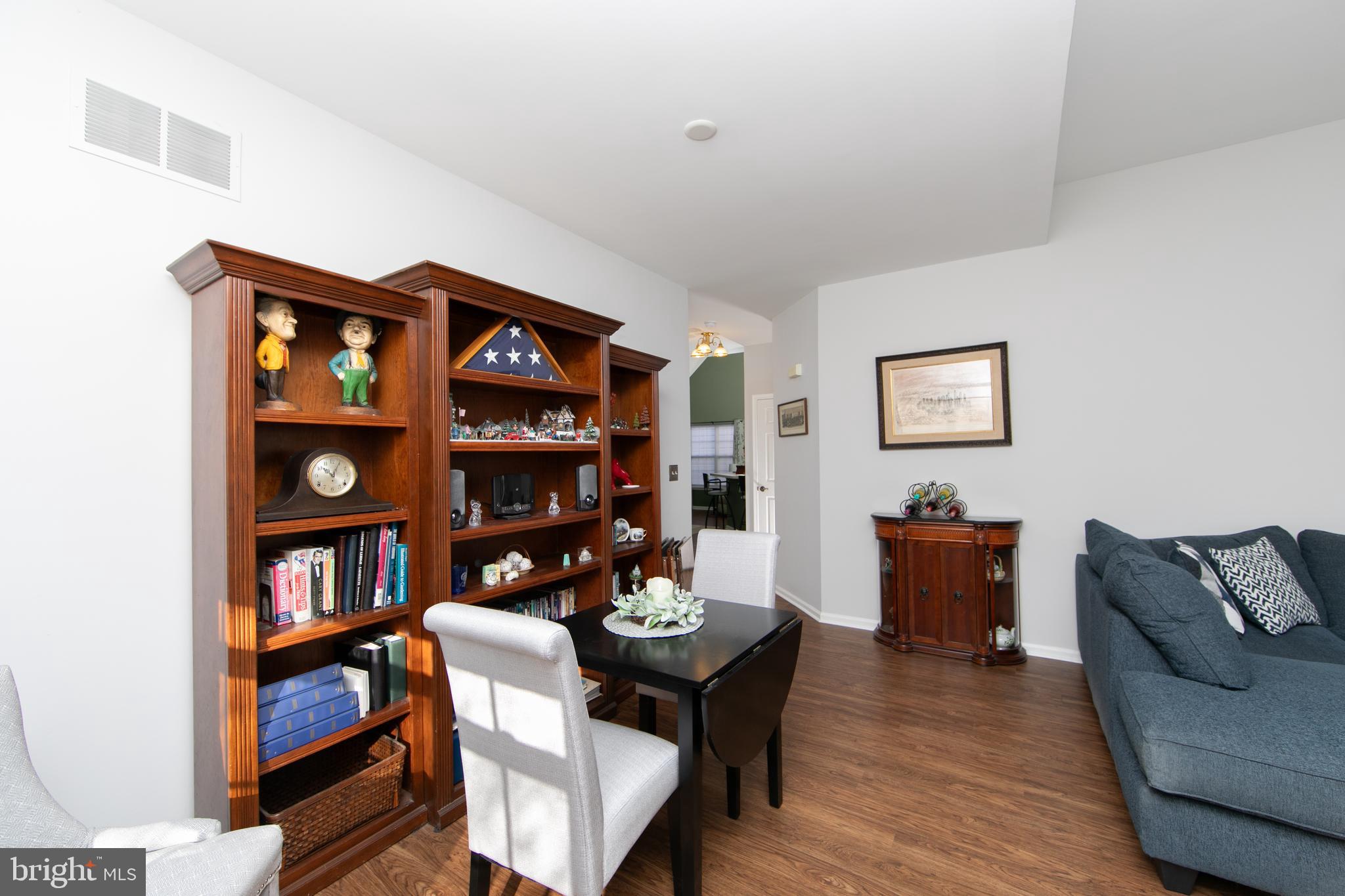 106 NATHAN HALE DRIVE