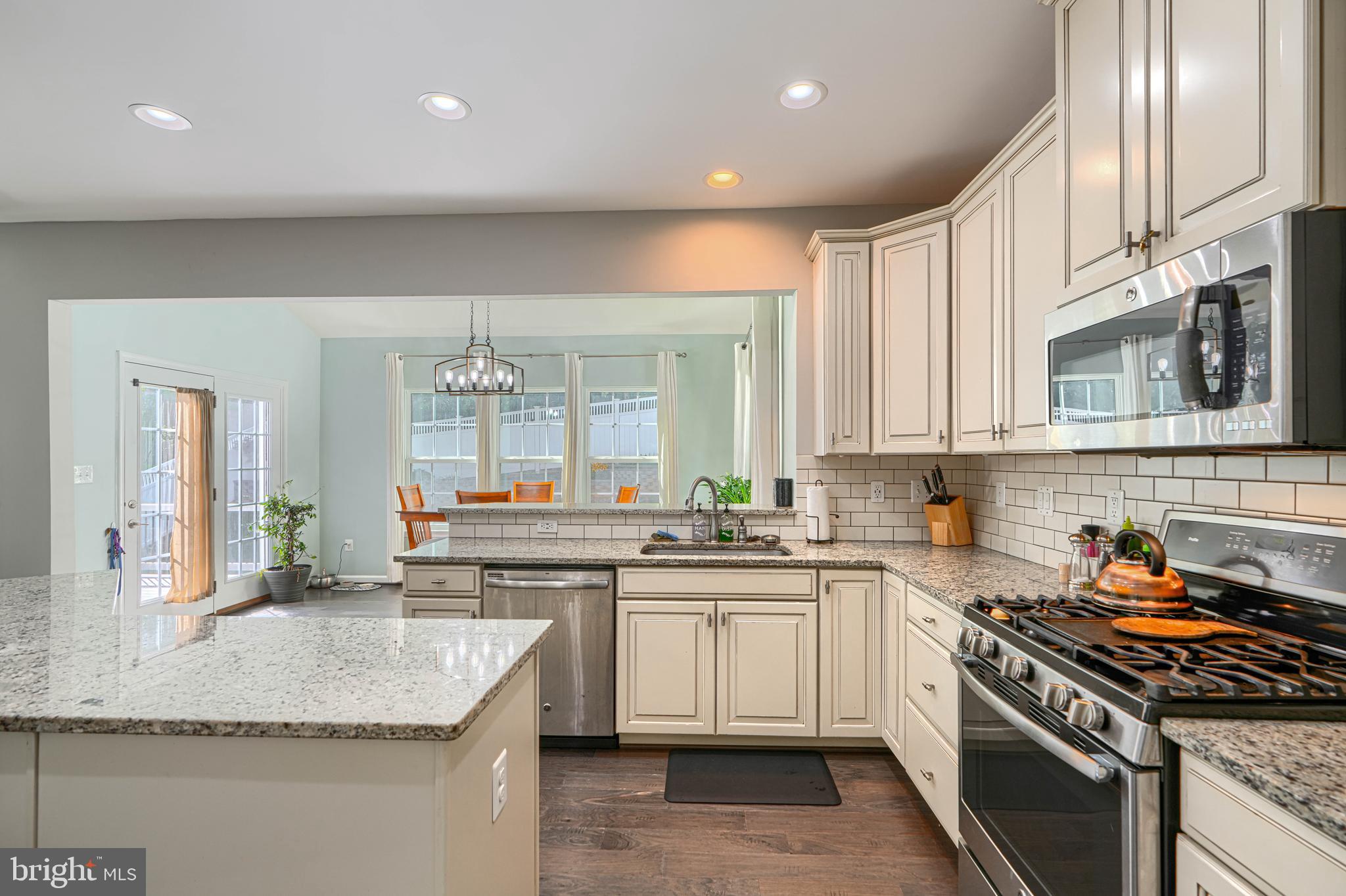 FIELDCREST - Residential